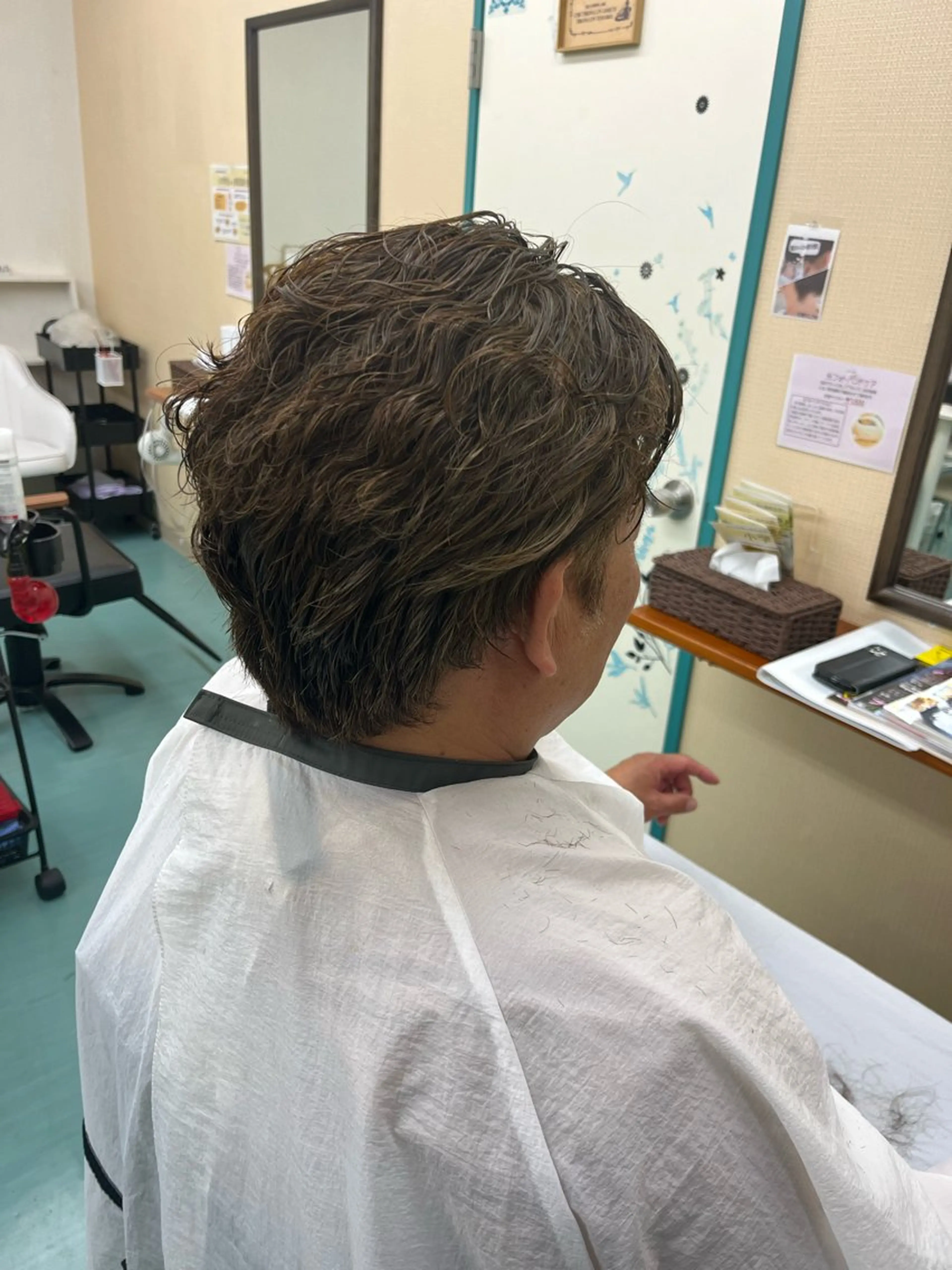 パーマ メンズ メンズパーマ 波巻きパーマ 外山 理都子のエステ・リラクイメージ