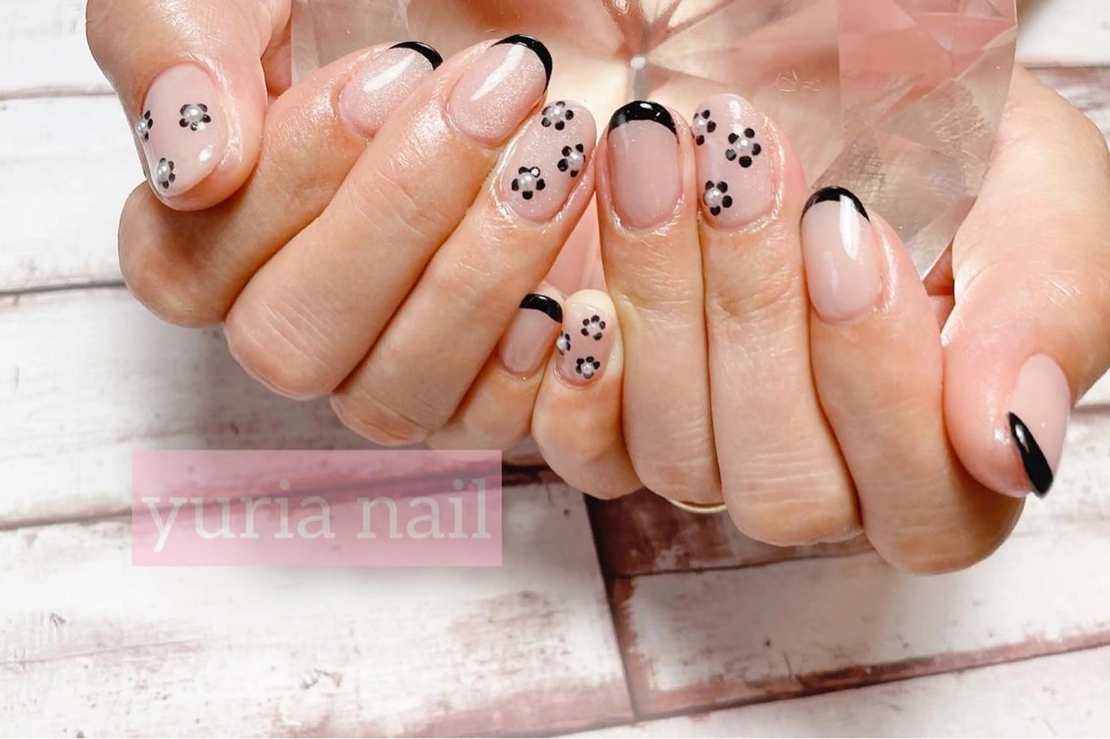 ネイル フラワーネイル フレンチネイル ジェルネイル マグネットネイル ブライダルネイル 小林 ゆりあのネイルデザイン