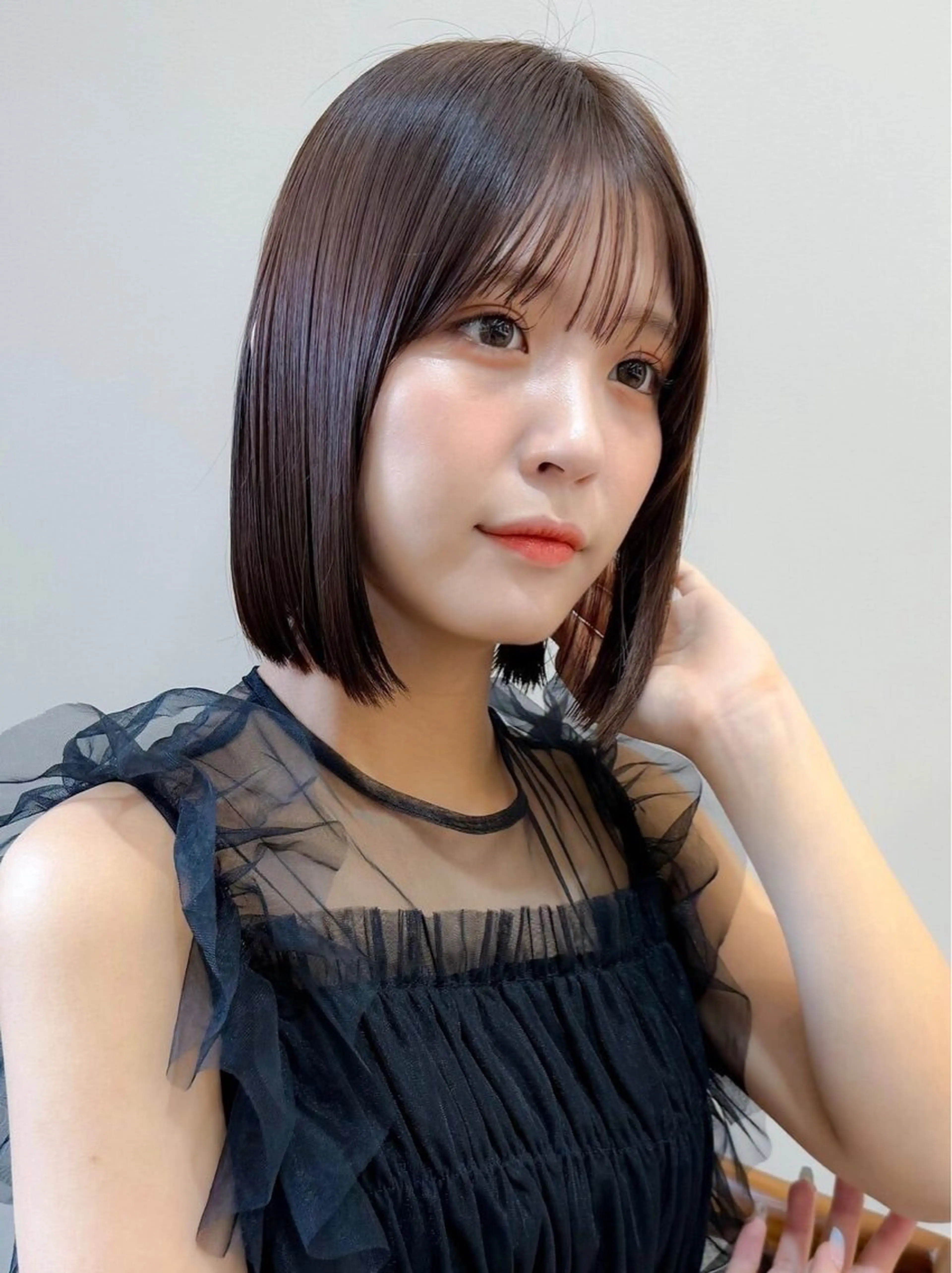 ミディアム カラー ショートボブ ミディアムパーマ バレイヤージュ ベージュカラー ブリーチ カット ヘアカラー トリートメント 新宿/髪質改善/ボブ 韓国レイヤー大重聖斗のヘアスタイル