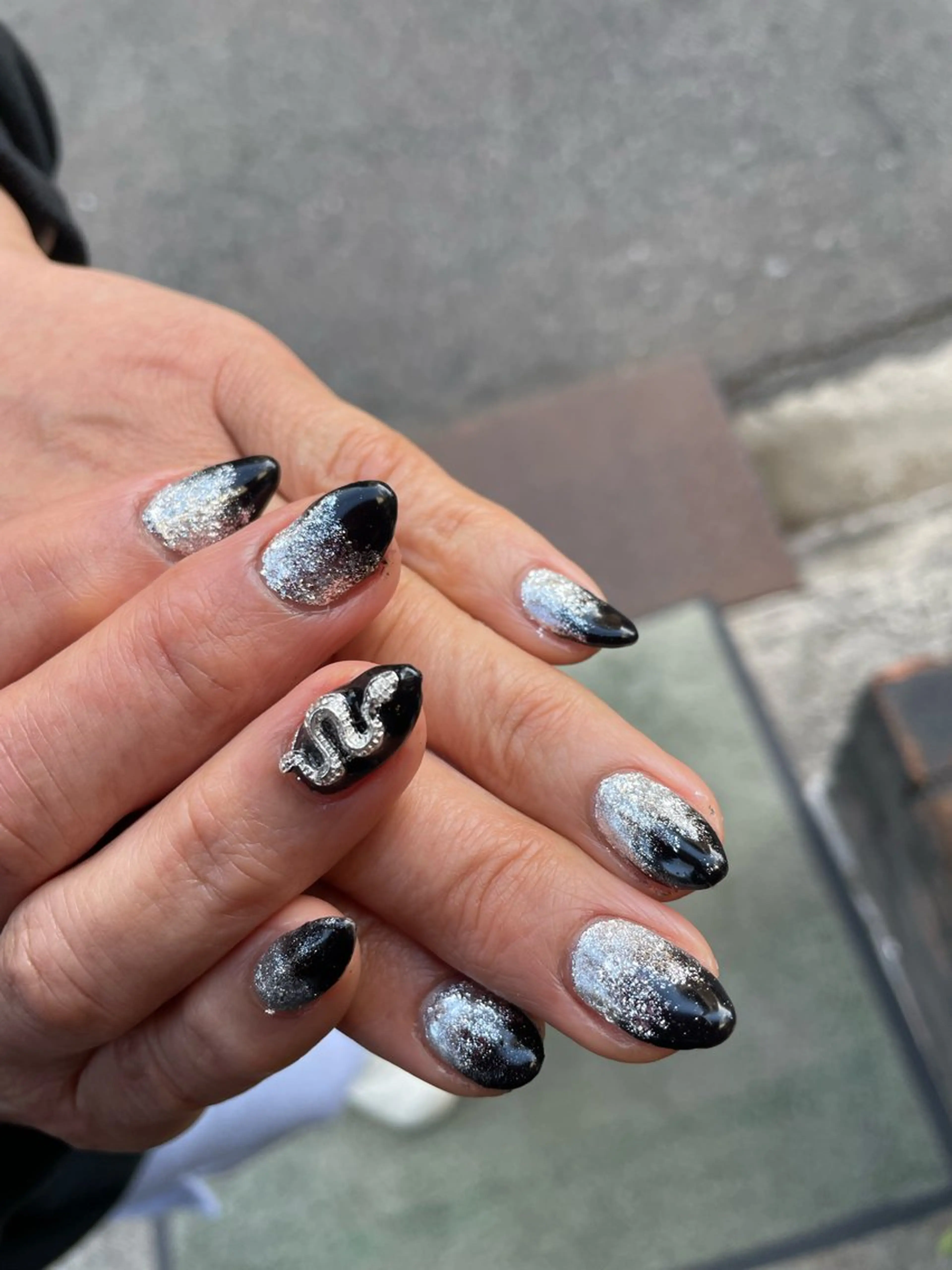 ネイル ハンドネイル CRAZY NAILのネイルデザイン