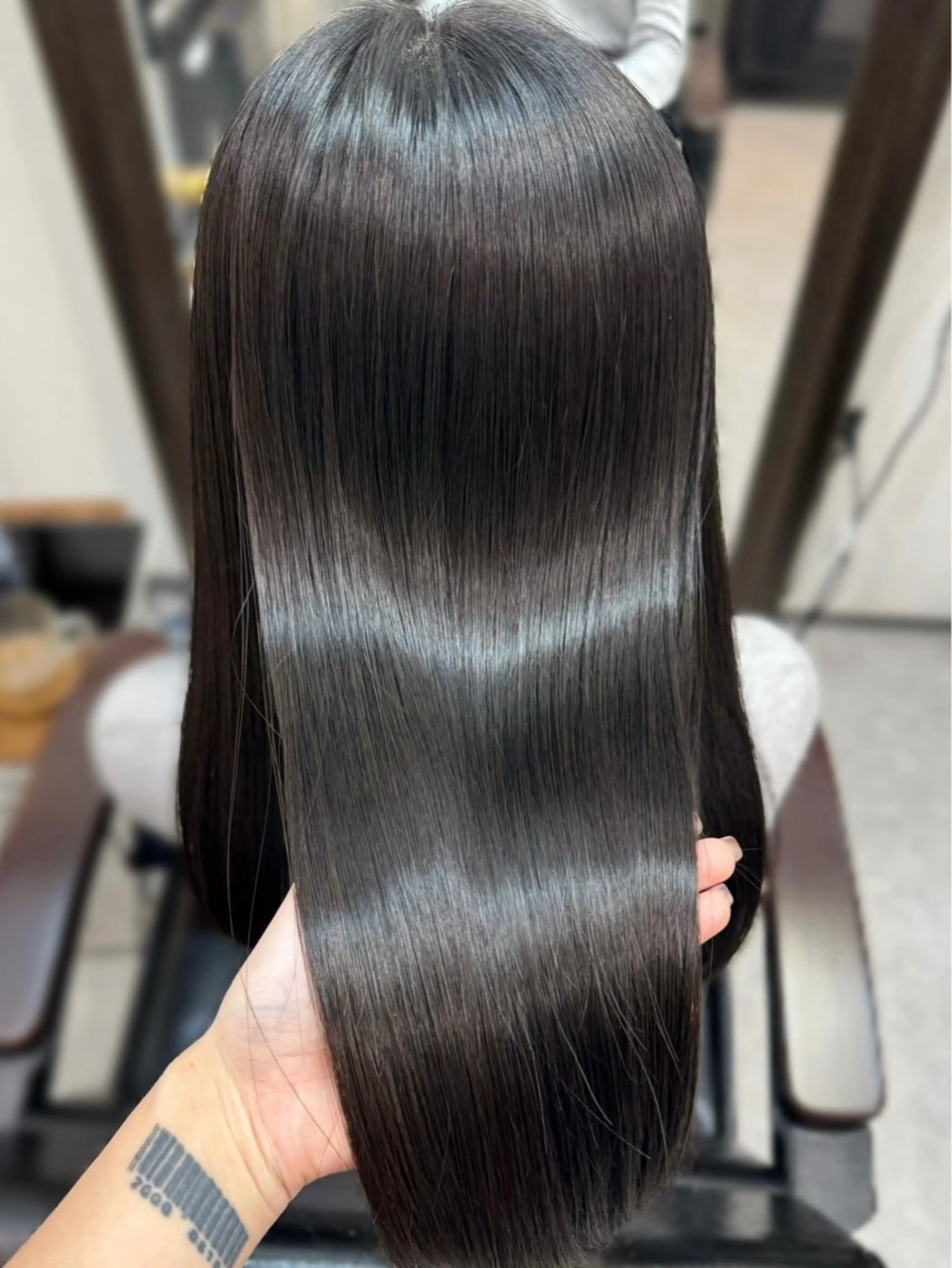 カラー カット ヘアカラー トリートメント たぴ。ぱつっとボブ /暖色艶カラー🍒のヘアスタイル