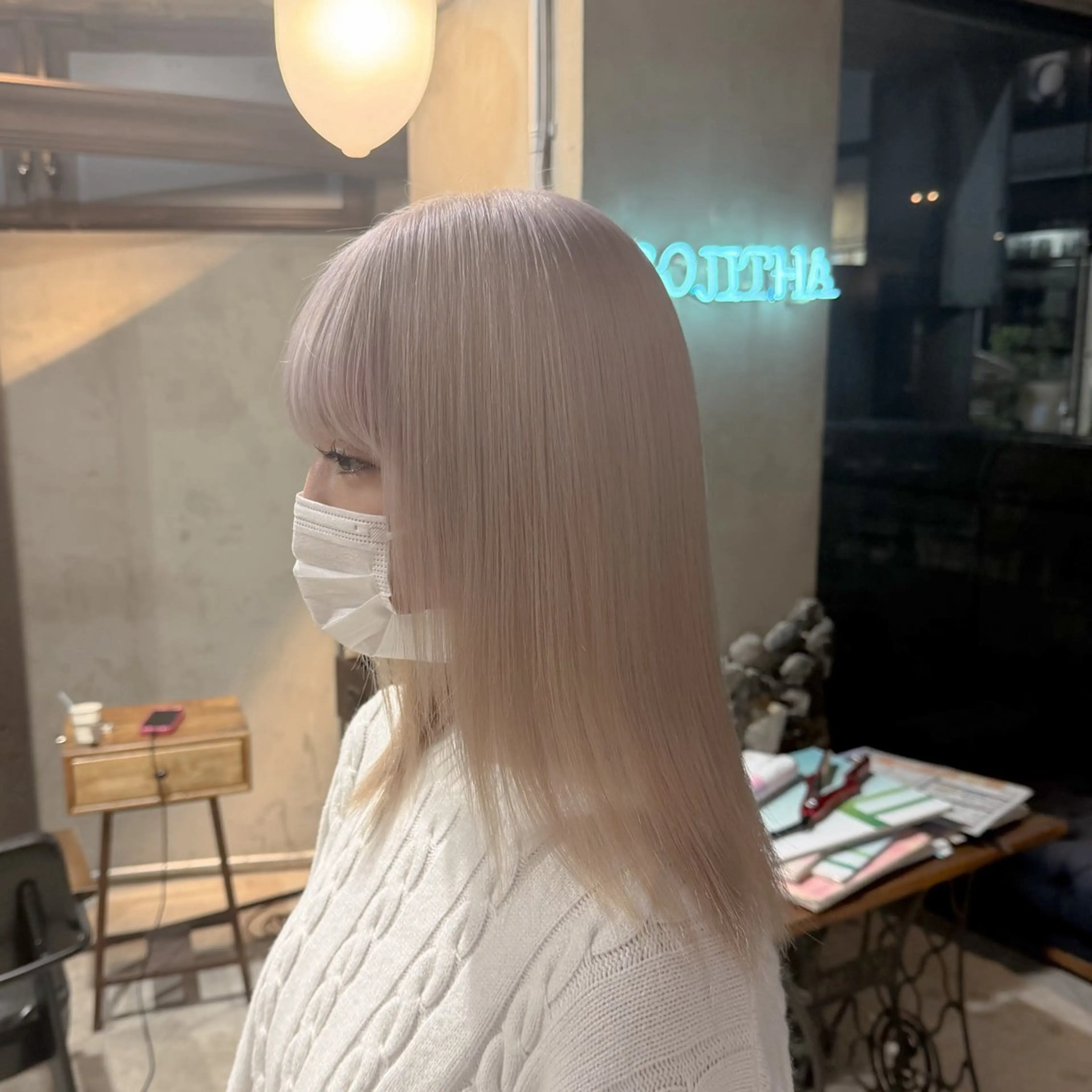 ミディアム カラー ヘアカラー トリートメント ⚜️ブリーチ× 透明感✨Hayatoのヘアスタイル