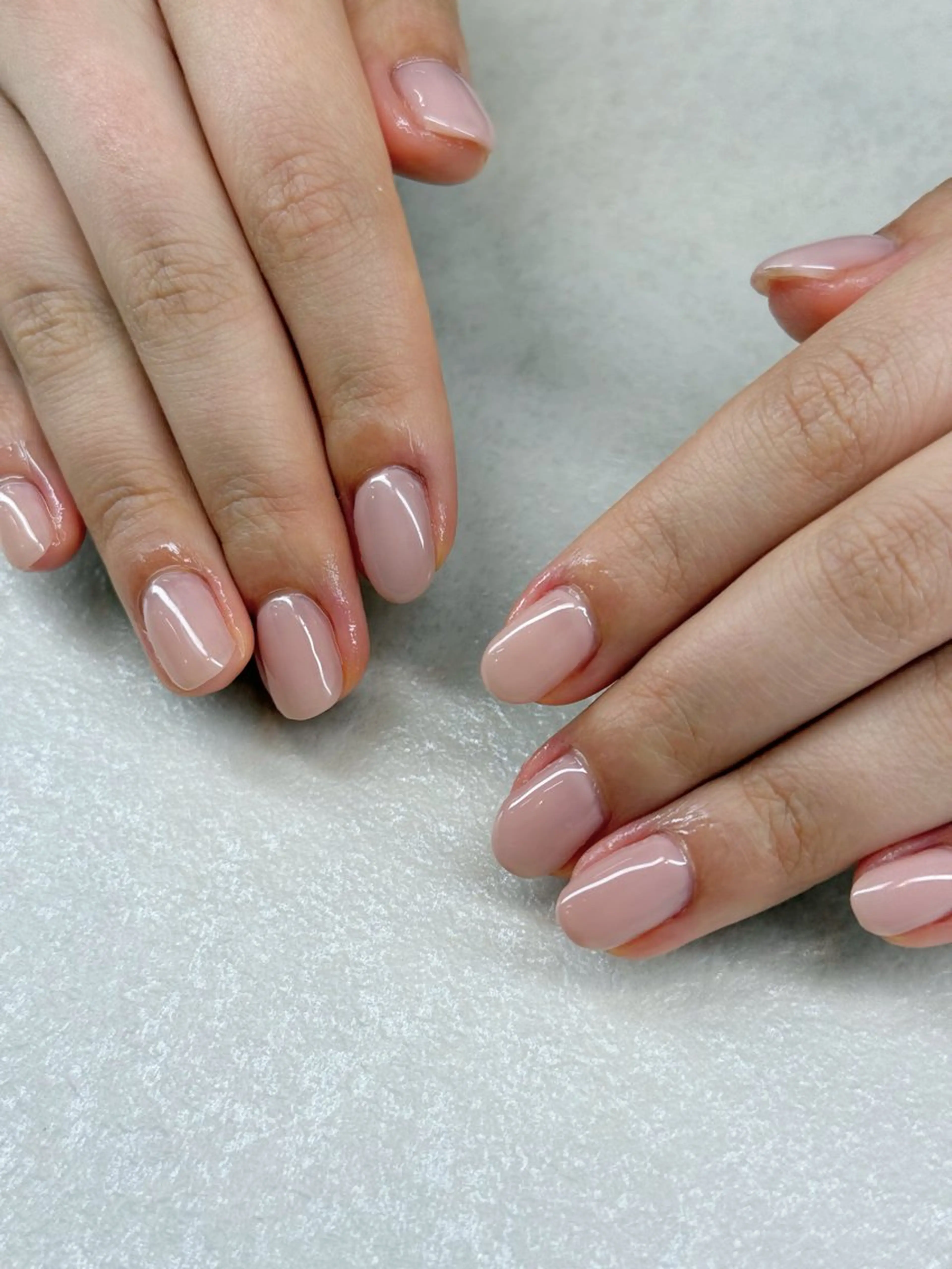 ネイル オフィスネイル Agate miku🎀‧₊のネイルデザイン