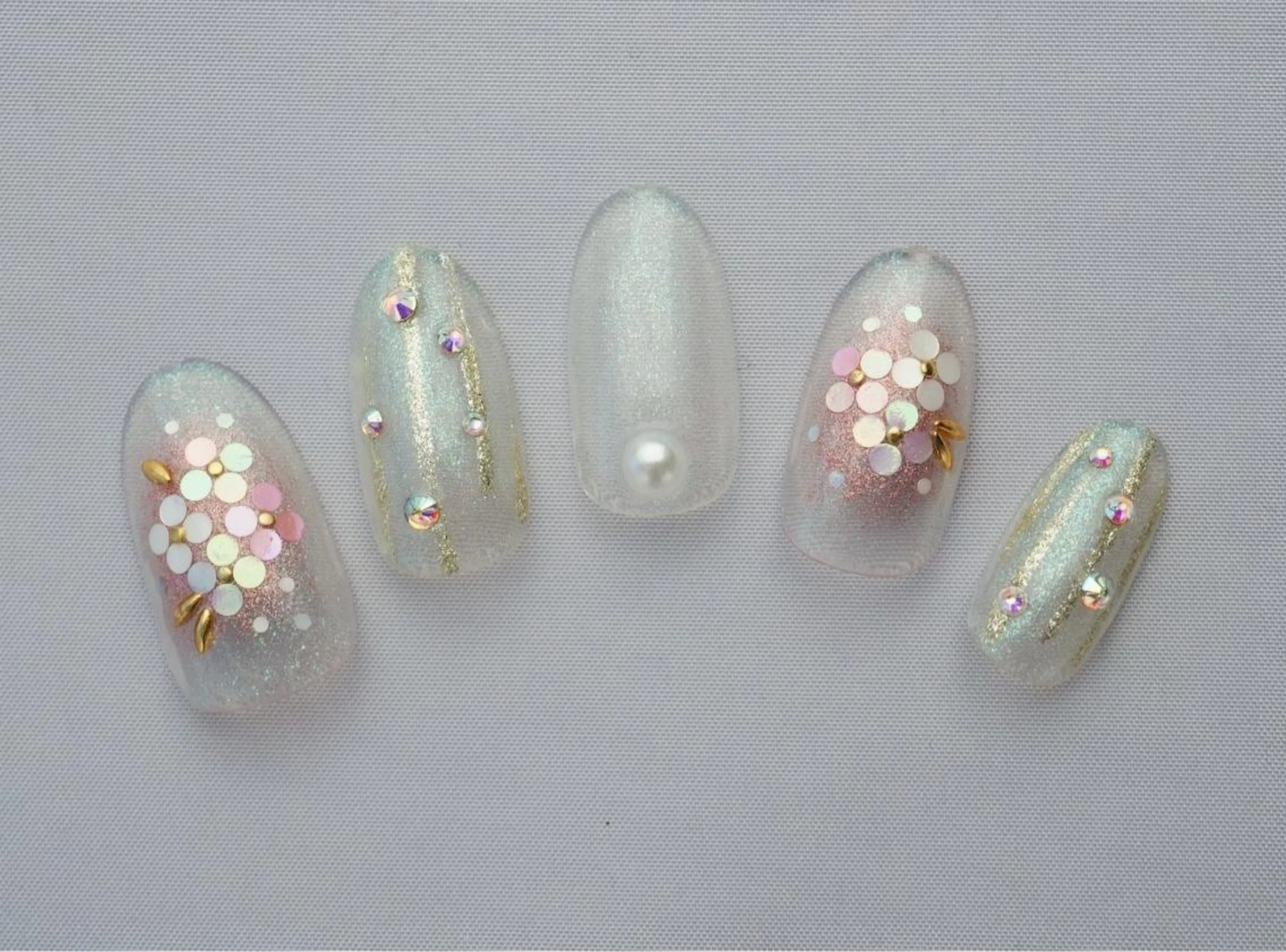 ネイル トップネイリスト Ribbon立川店のネイルデザイン