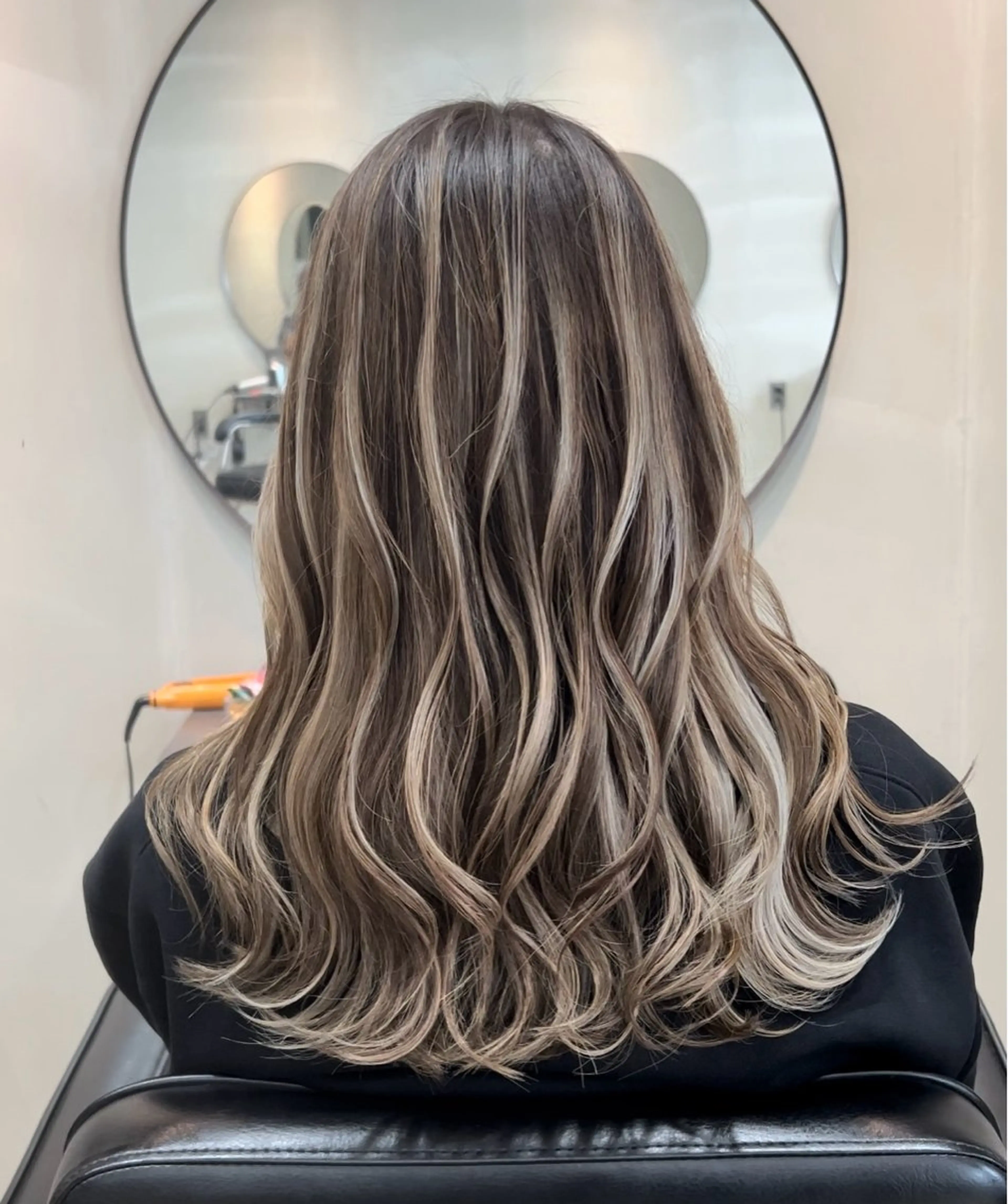 ロング カラー lafith hair leco所属・西金 徹のヘアスタイル