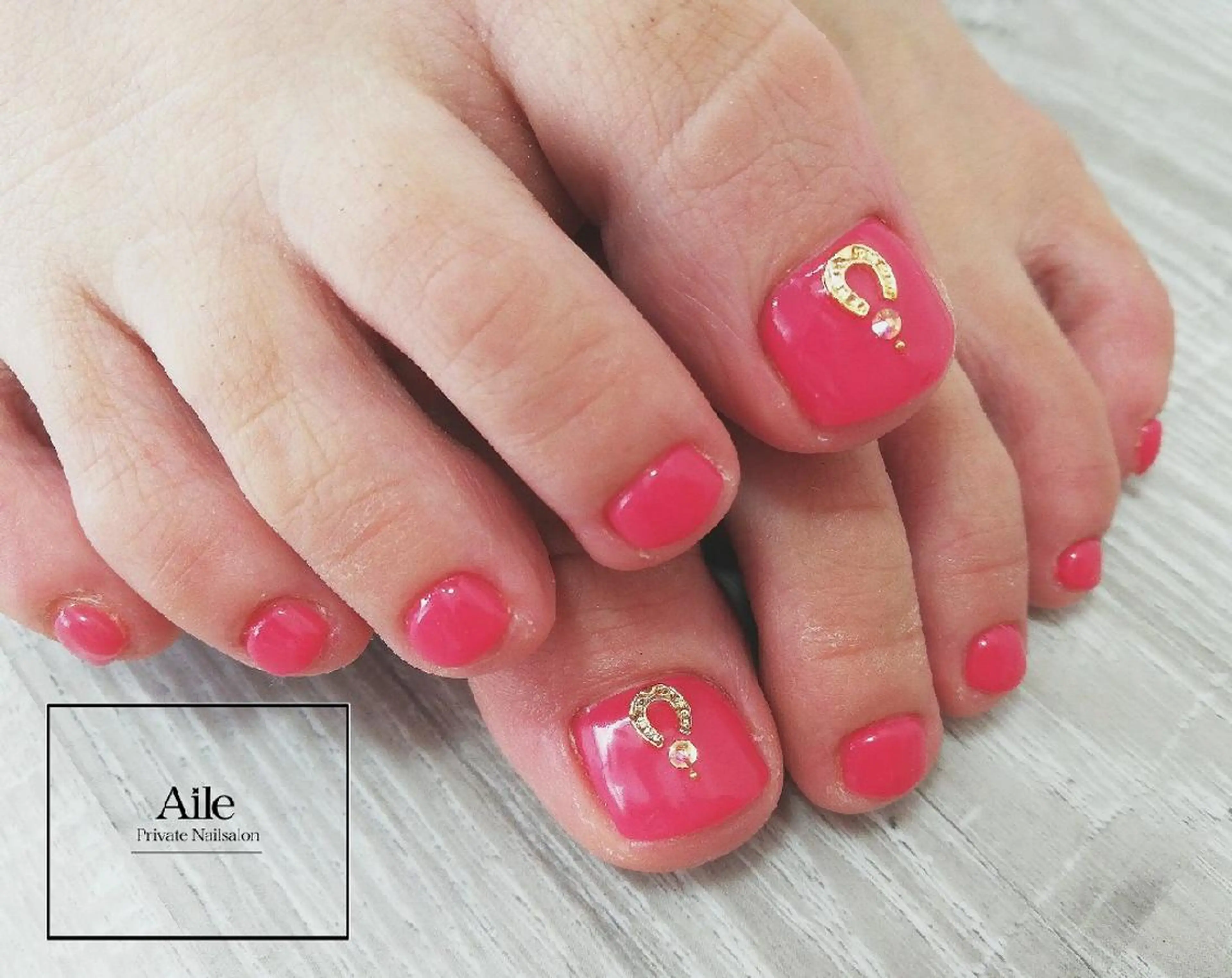 ネイル フットネイル なが さきのネイルデザイン