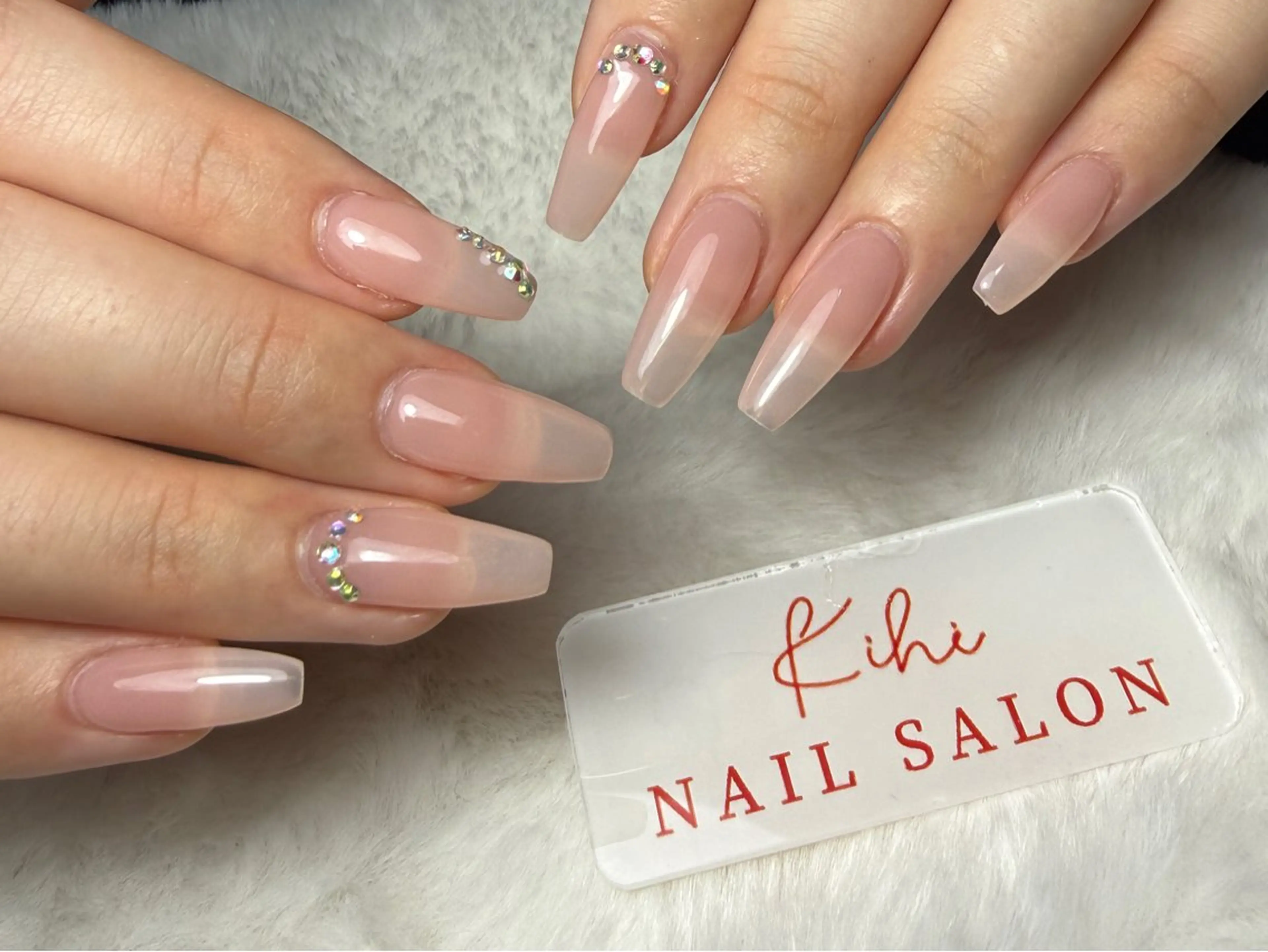 ネイル アートネイル フレンチネイル ジェルネイル グラデーション 韓国ネイル ハンドネイル 💕鈴木ユリ パラジェル/オフ無料のネイルデザイン