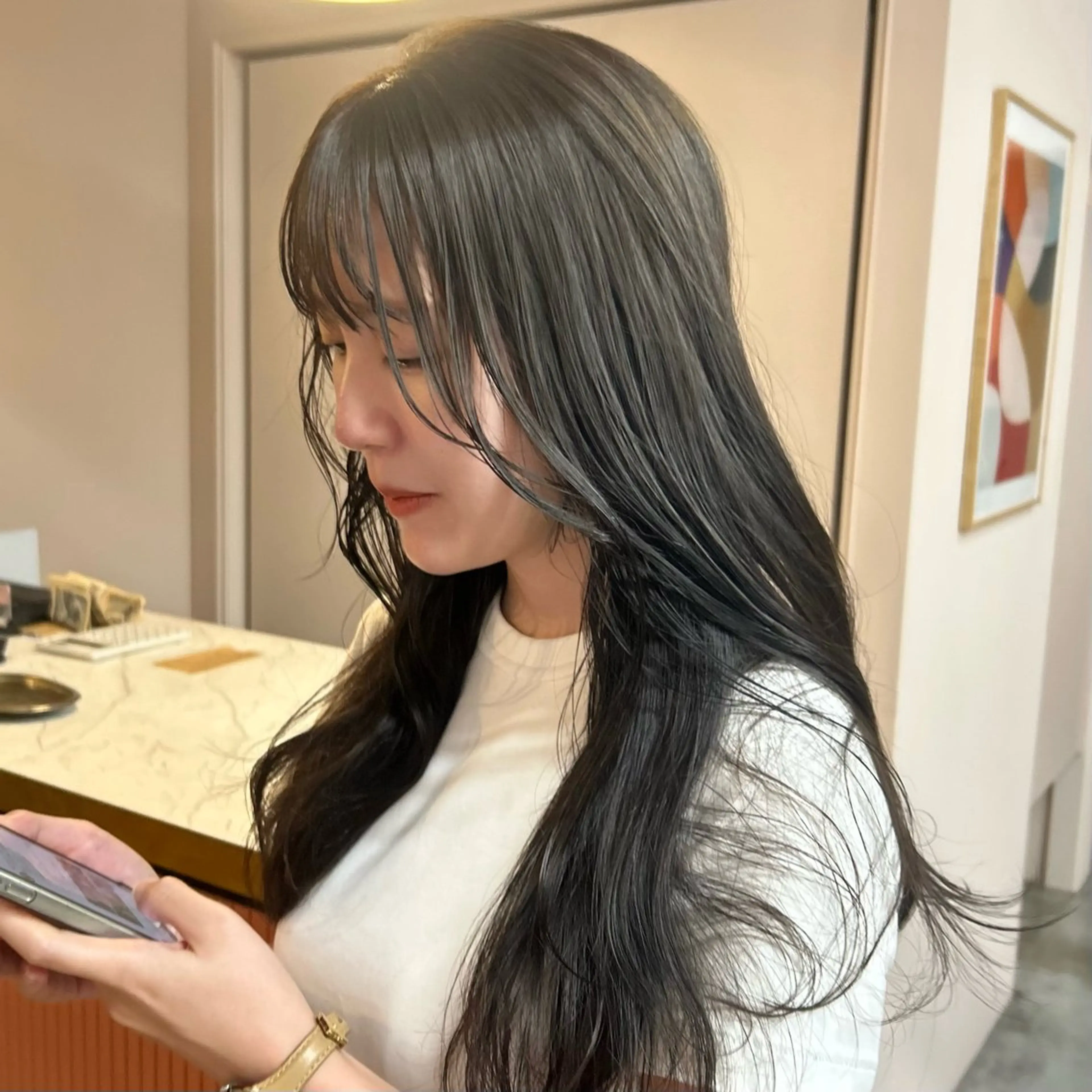 ロング カラー ヘアカラー MUKU所属・MUKU 市川 莉花のヘアスタイル