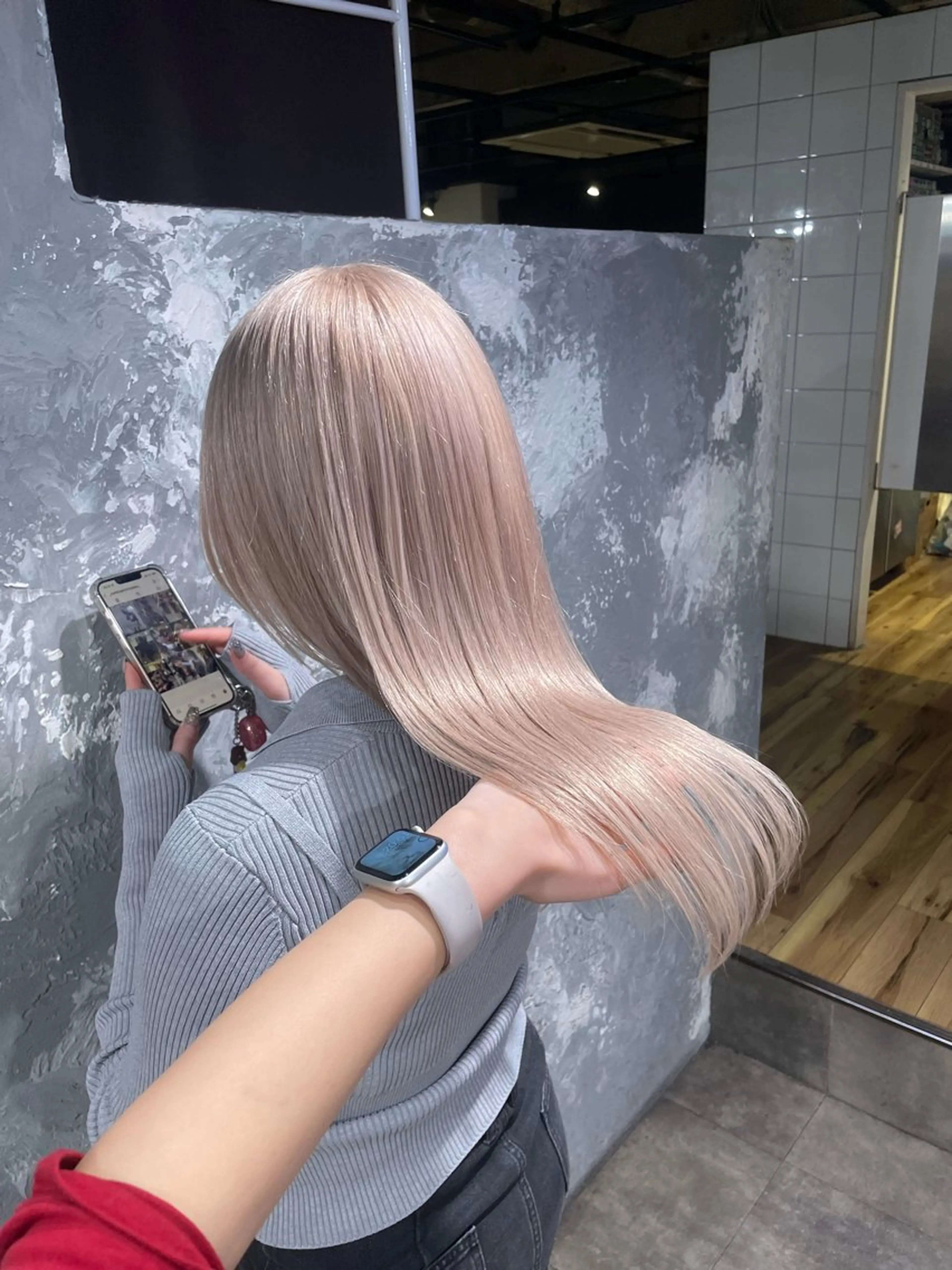 セミロング カラー ヘアカラー ハイトーン 横浜💞ミオのヘアスタイル