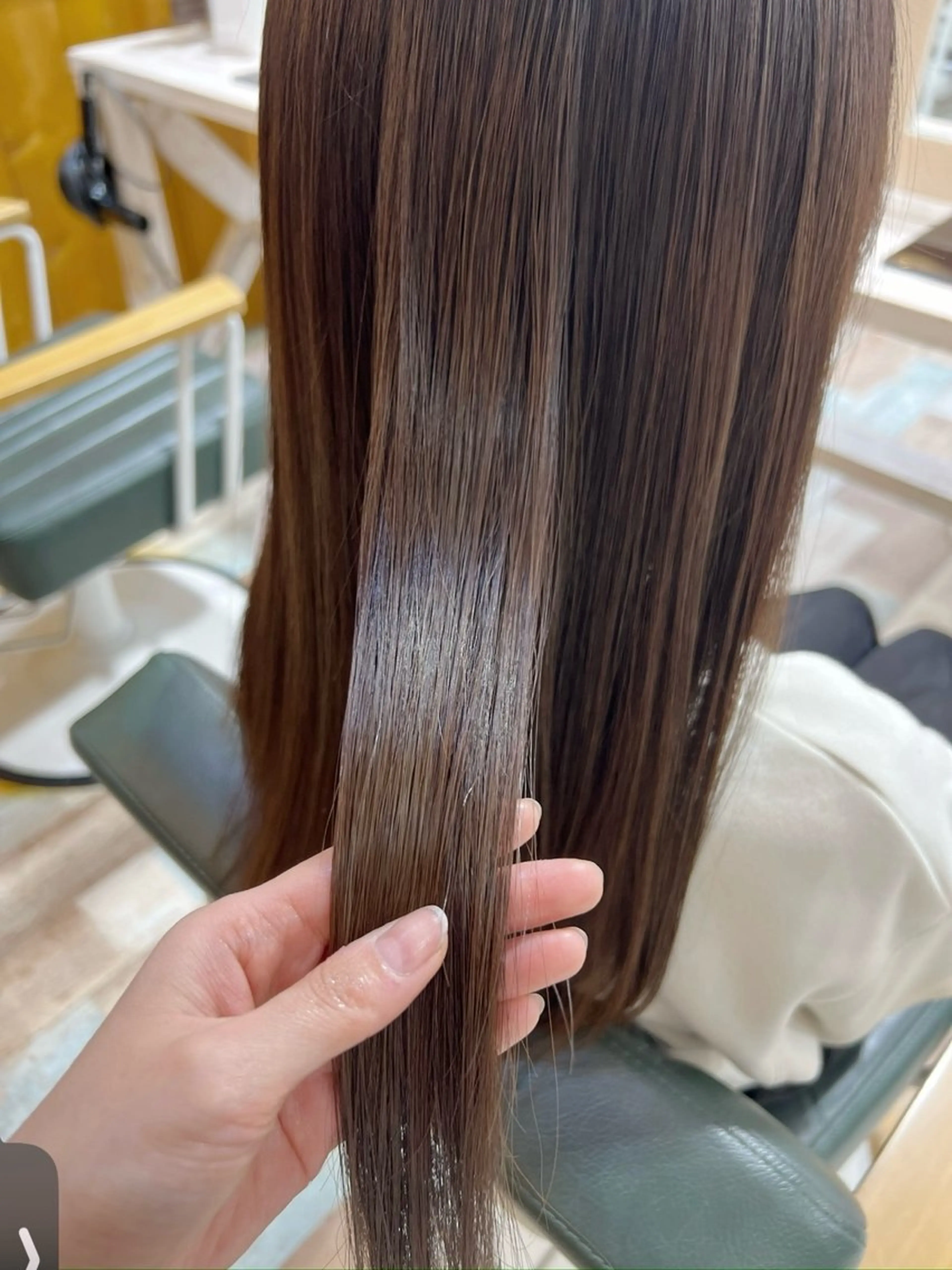 ロング カラー デザインカラー イヤリングカラー ハイライトカラー ボブ 顔周りカット 縮毛矯正 トリートメント KANA/ボブ/ インナーカラー/艶髪のヘアスタイル