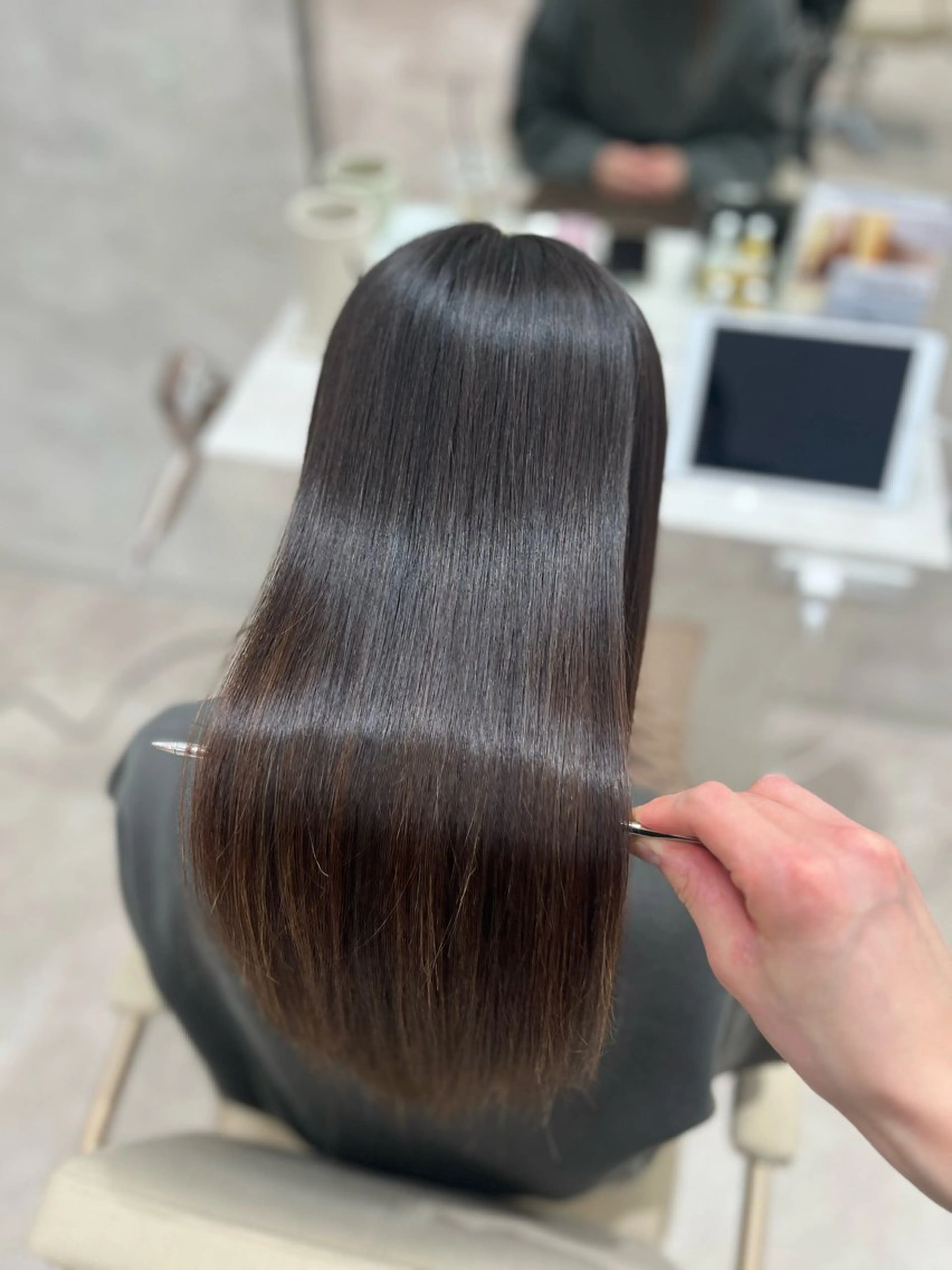 ロング ハイライト 縮毛矯正 トリートメント 髪質改善ストレート 🫧拓馬のヘアスタイル