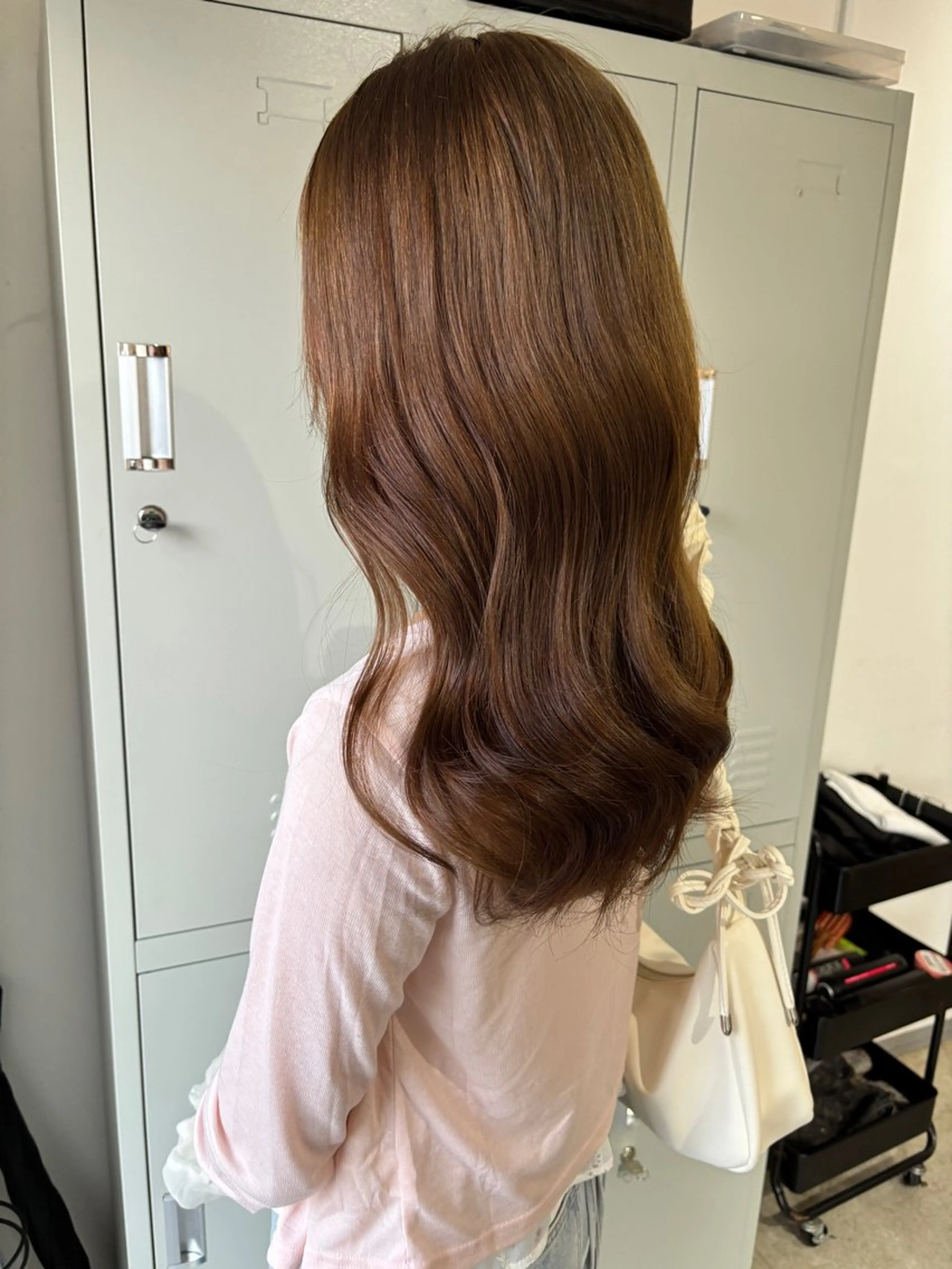 セミロング ボブ 韓国風ヘア レイヤーカット 縮毛矯正 ブリーチカラー🤍 髪質改善🌟のヘアスタイル