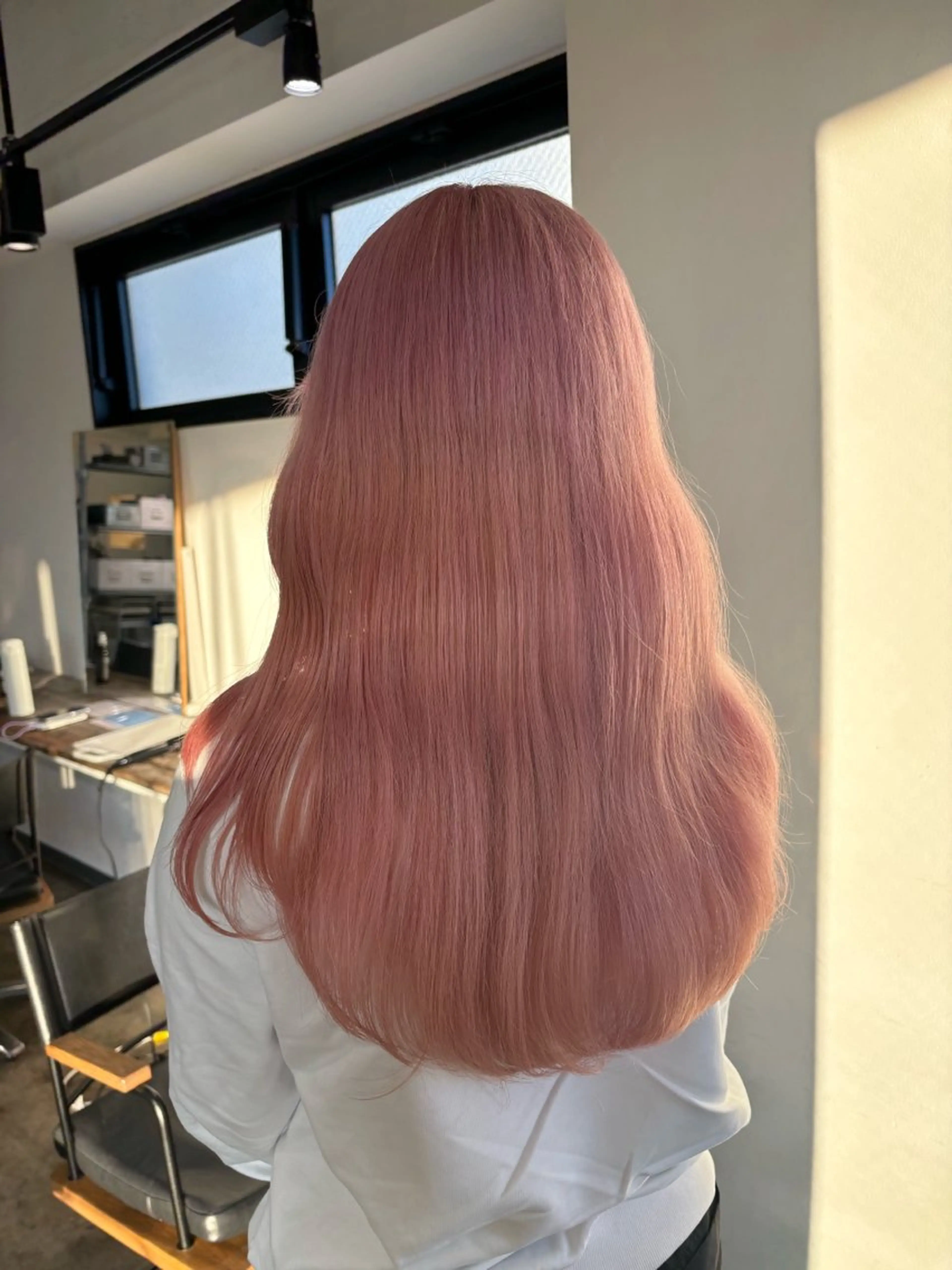 ロング カラー ブリーチ ケアブリーチ ダブルカラー ピンクカラー ホワイトピンク ヘアカラー トリートメント 暖色カラー🍒 ケアブリーチ/akiのヘアスタイル
