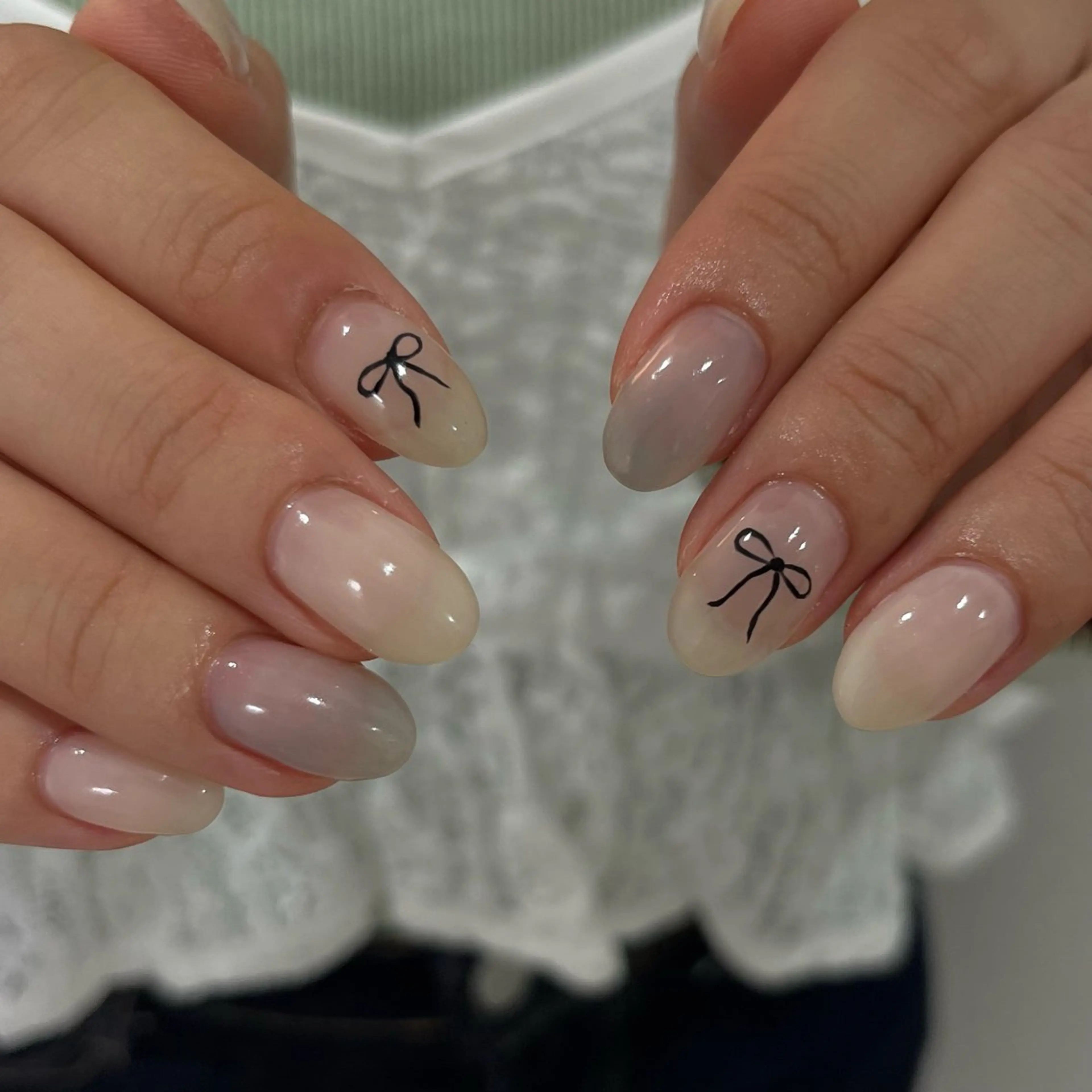 ネイル ハンドネイル Ray. ちゅるん系ニュアンスのネイルデザイン