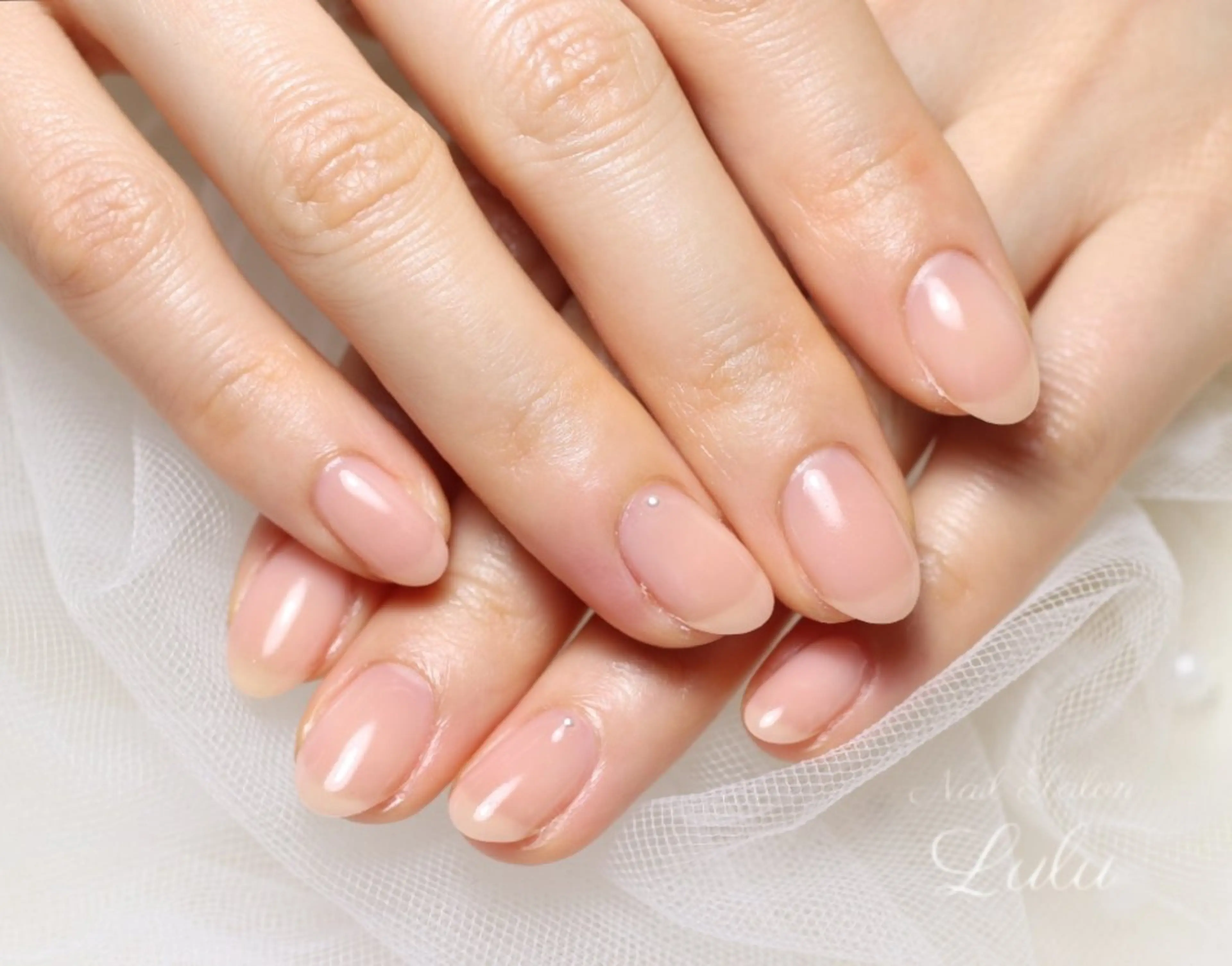 ネイル Lulu nail salon 南堀江店所属・西村 あやかのネイルデザイン