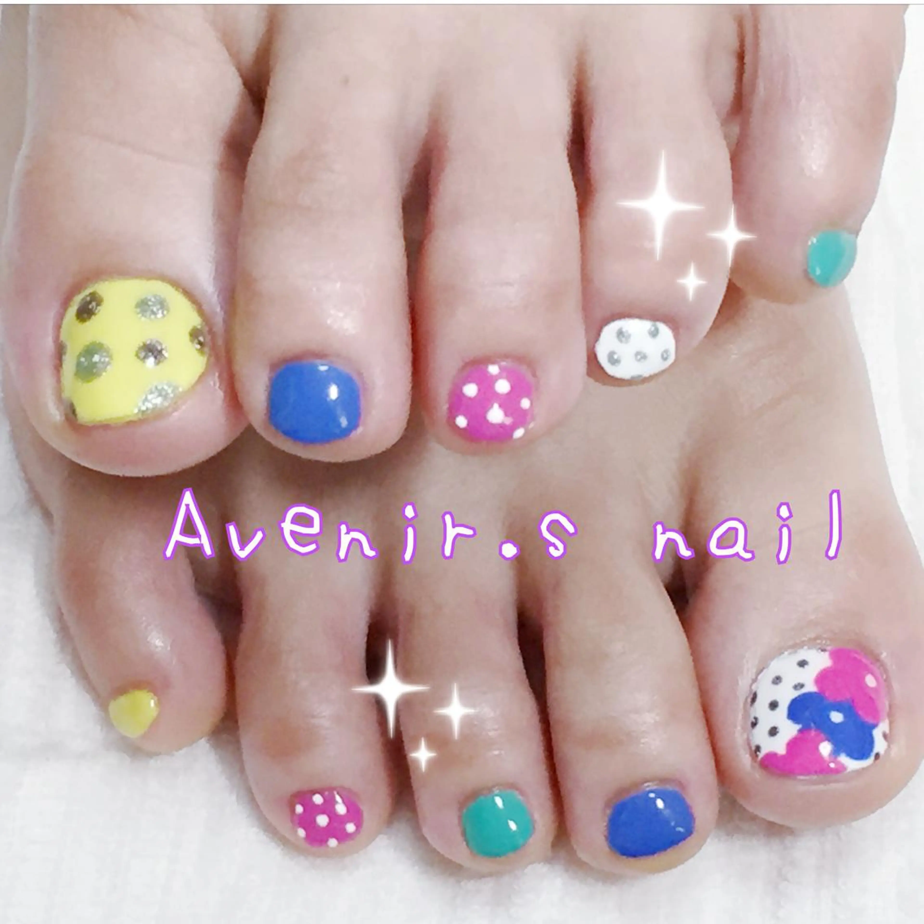 ネイル ドット フットネイル Home Salon Avenir.のネイルデザイン