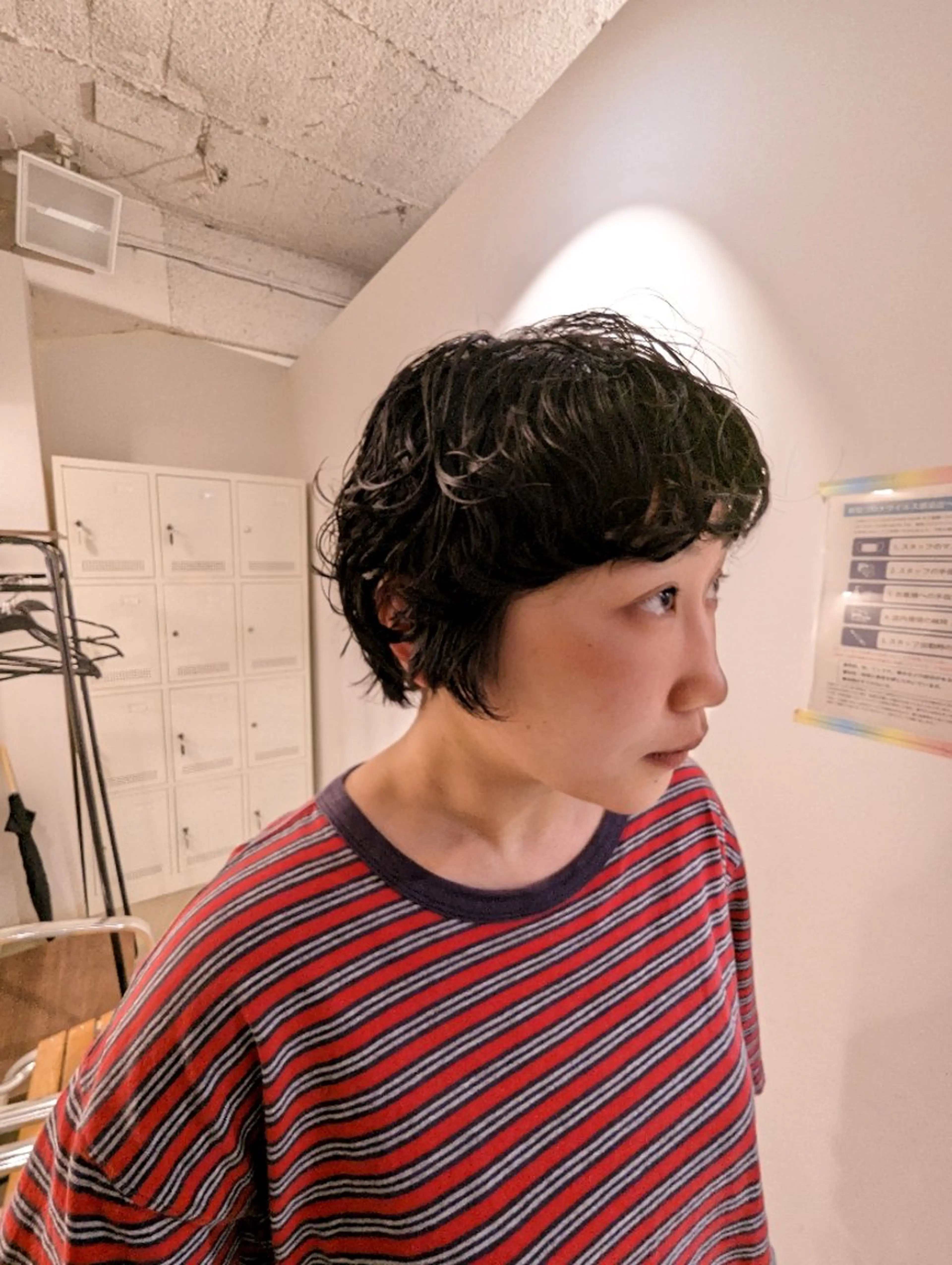 パーマ ショート ⭕鏡のような劇艶× 自然なストレート⭕️のヘアスタイル