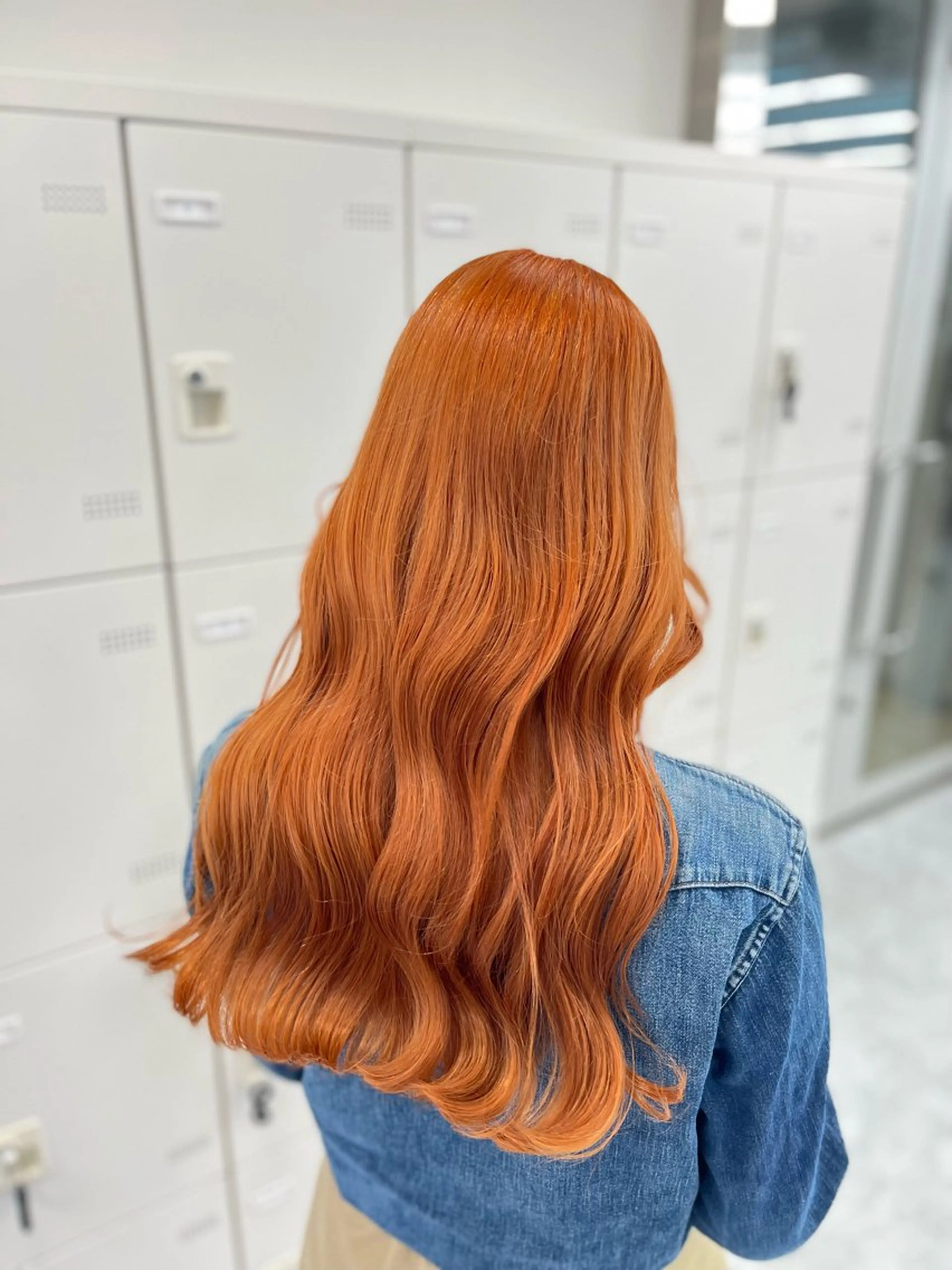 ロング カラー ヘアアレンジ 艶髪ハイトーン🫧 Kurehaのヘアスタイル