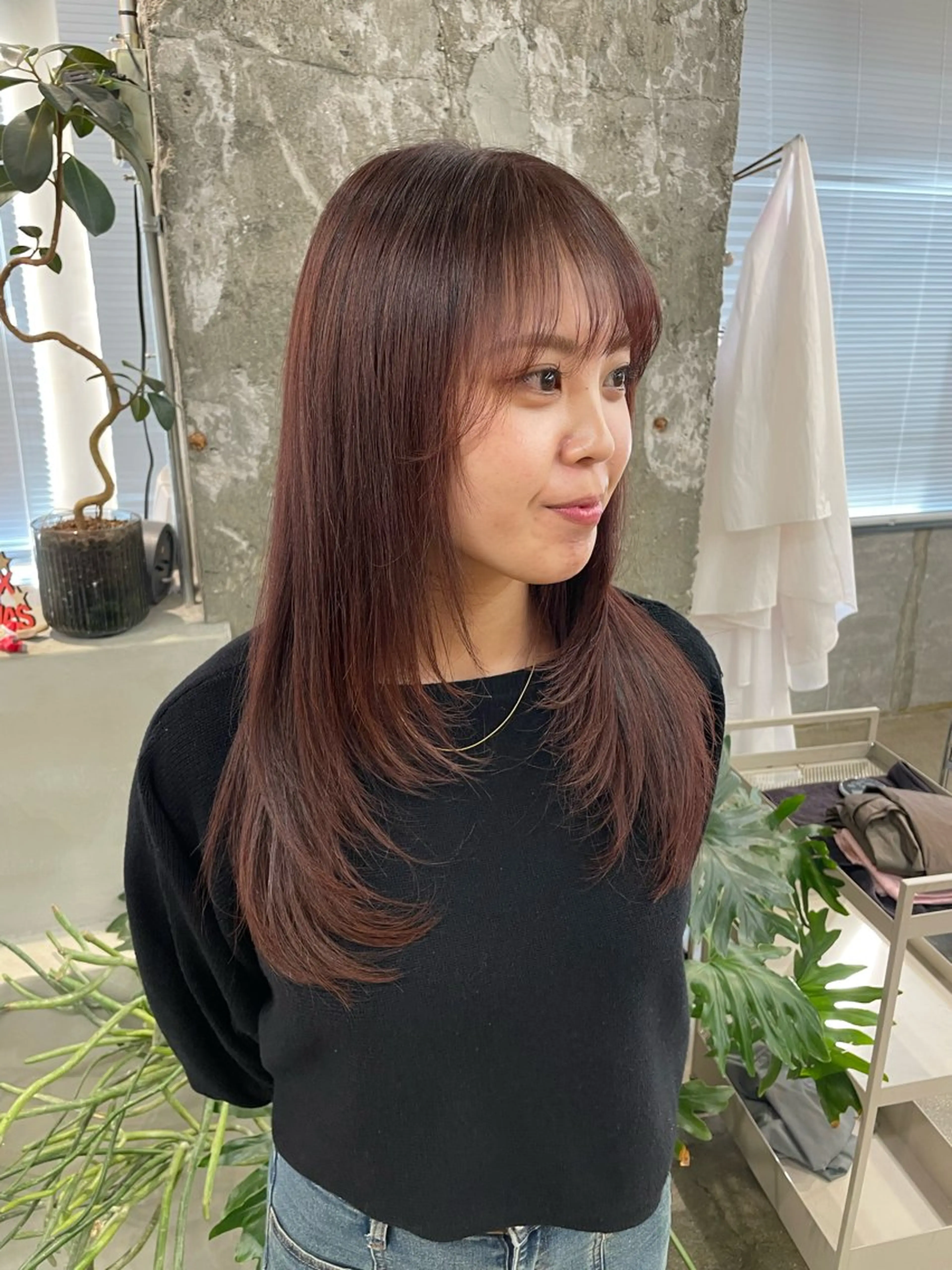 ロング アライ レンカのヘアスタイル