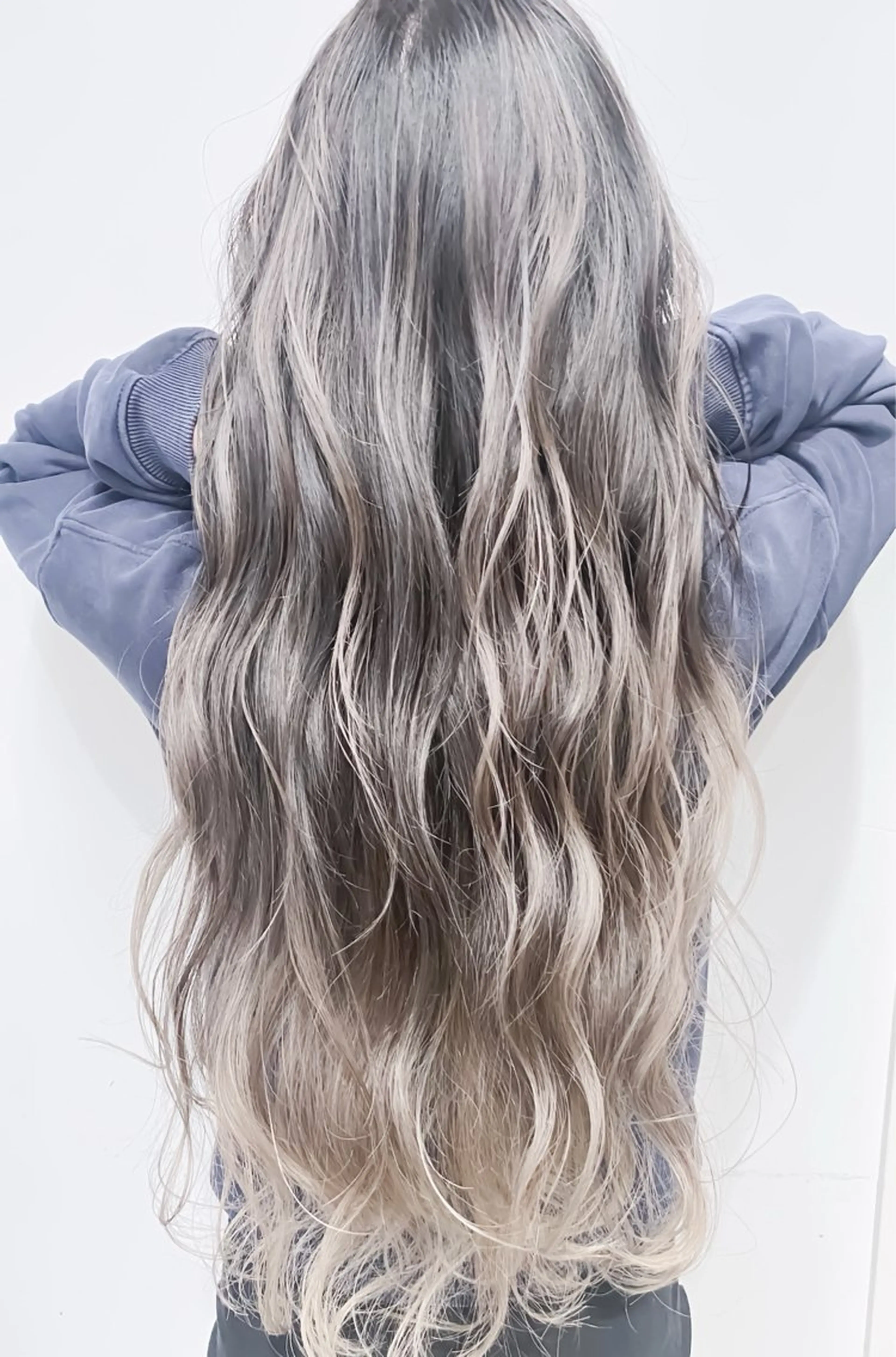 ロング カラー バレイヤージュ ブリーチ 透明感カラー ダブルカラー ハイライトカラー 竹内ケンゴ🇰🇷 EIGHT藤沢のヘアスタイル