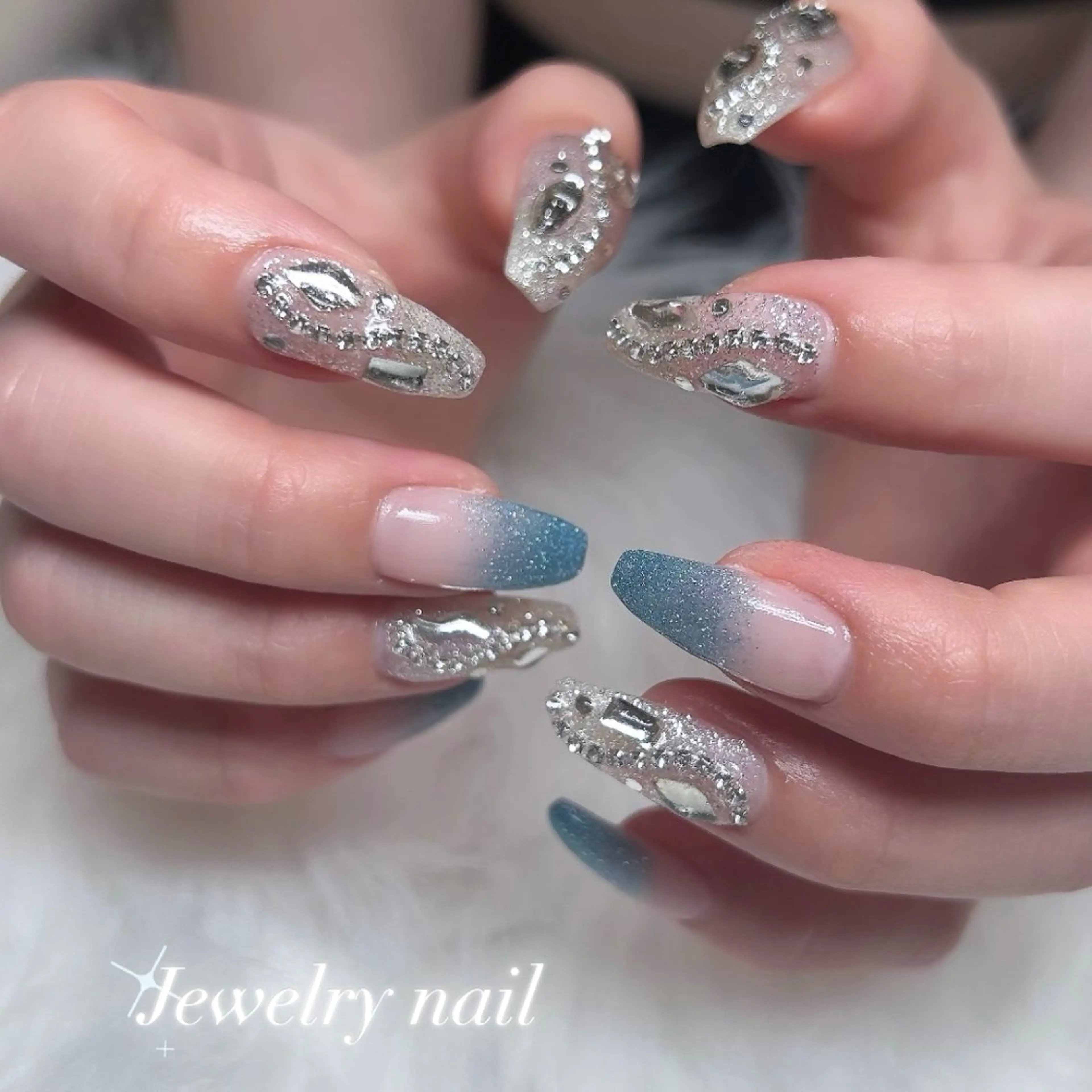 ネイル ハンドネイル 🤍Earth笛吹 𝑴𝒂𝒏𝒂🤍のネイルデザイン