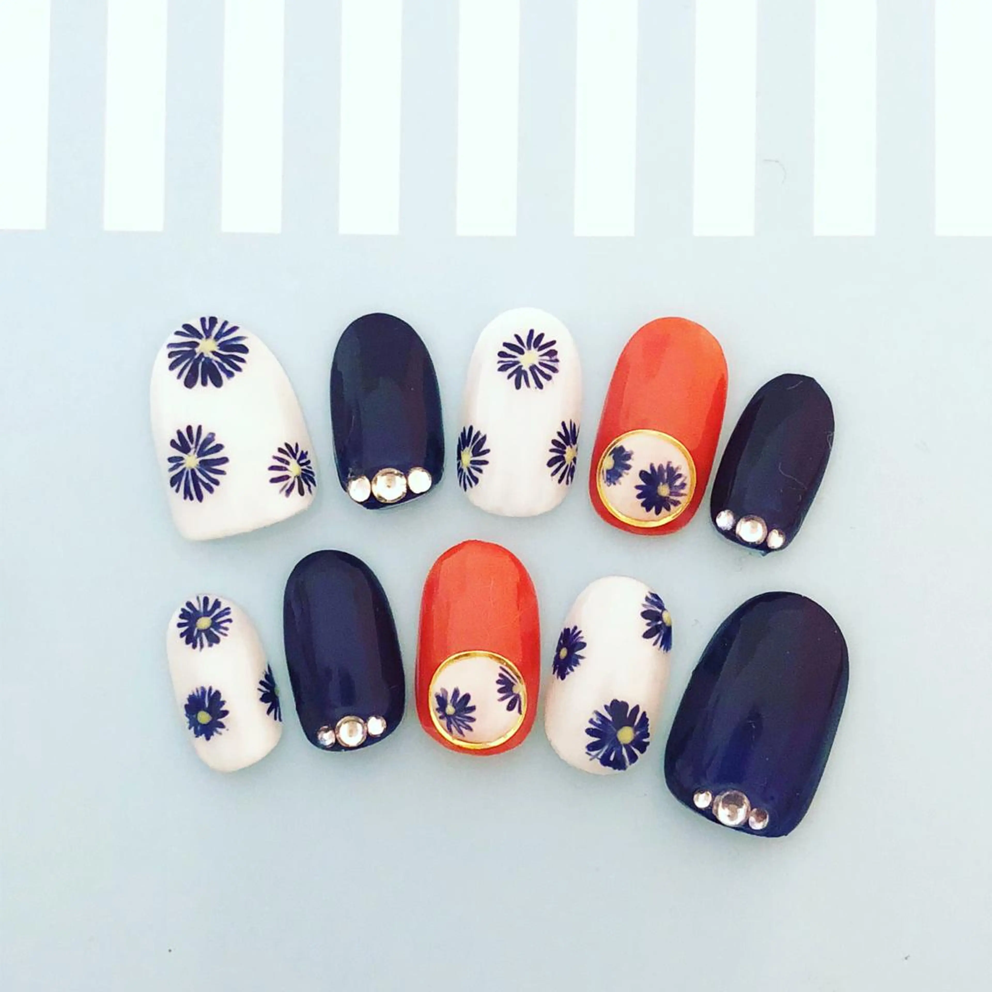 ネイル Sympa 𝓜iwako🐰ᩚのネイルデザイン