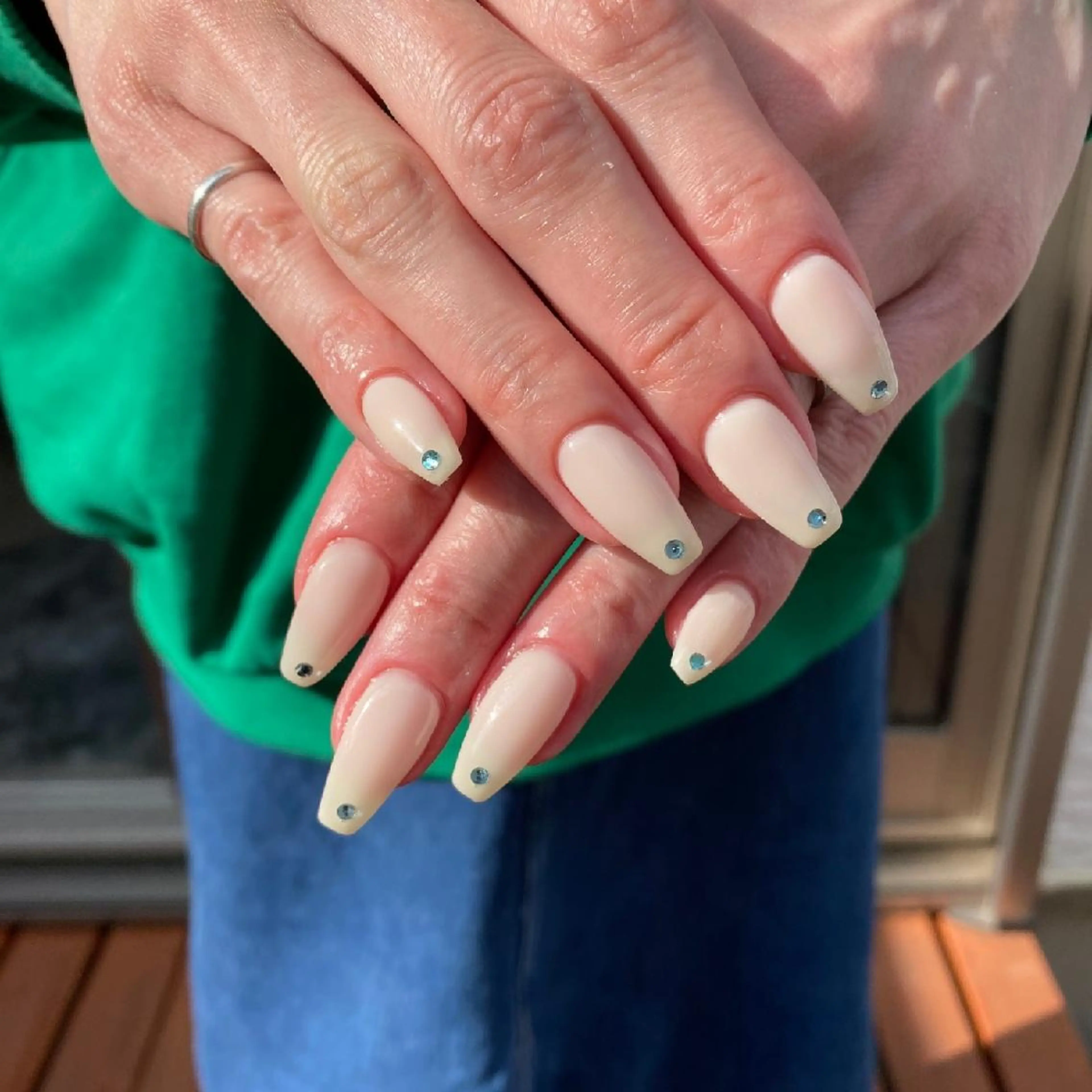 ネイル ストーンネイル ハンドネイル Miley nailのネイルデザイン