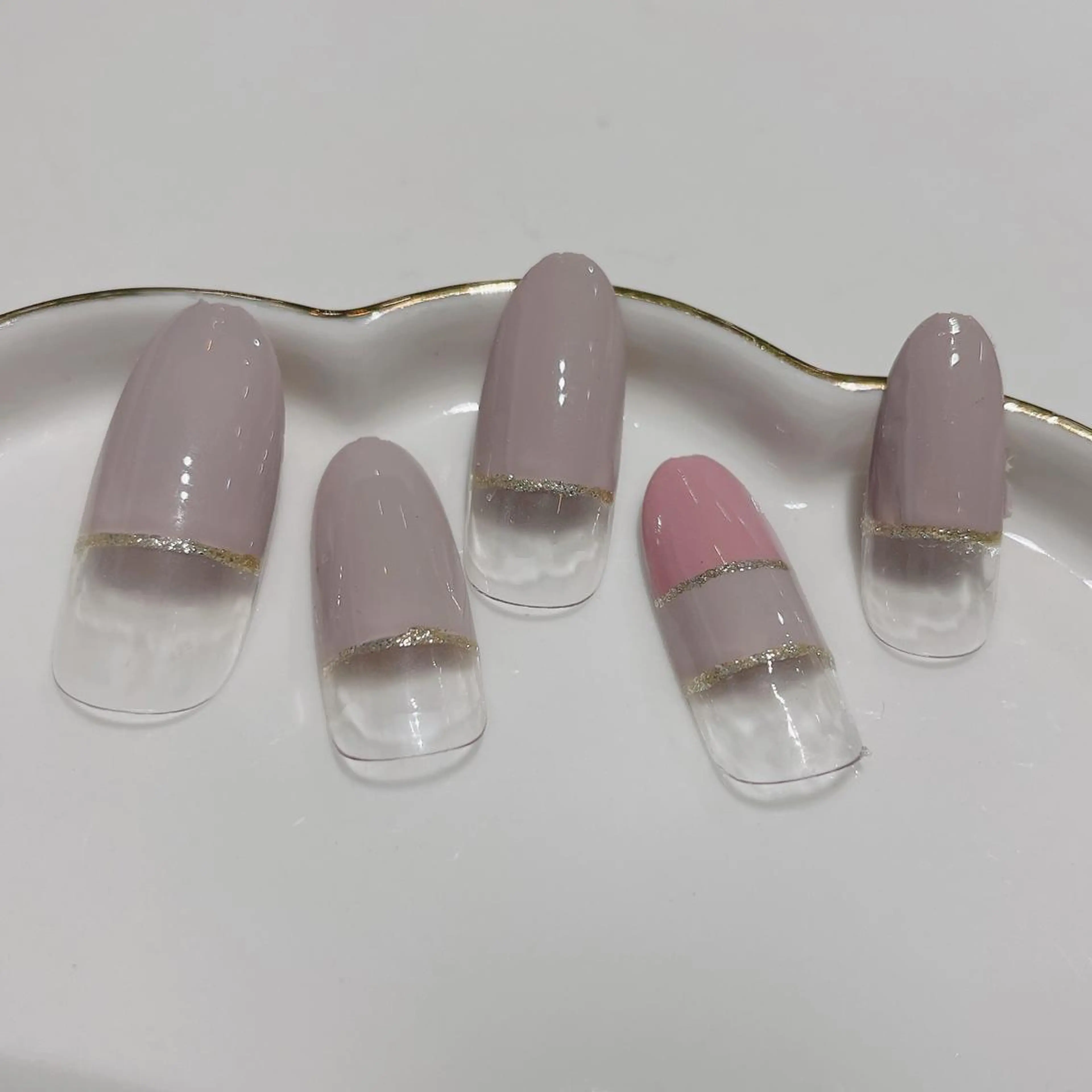 ネイル 練馬駅近ネイルラニ 不細工爪90分で美爪のネイルデザイン