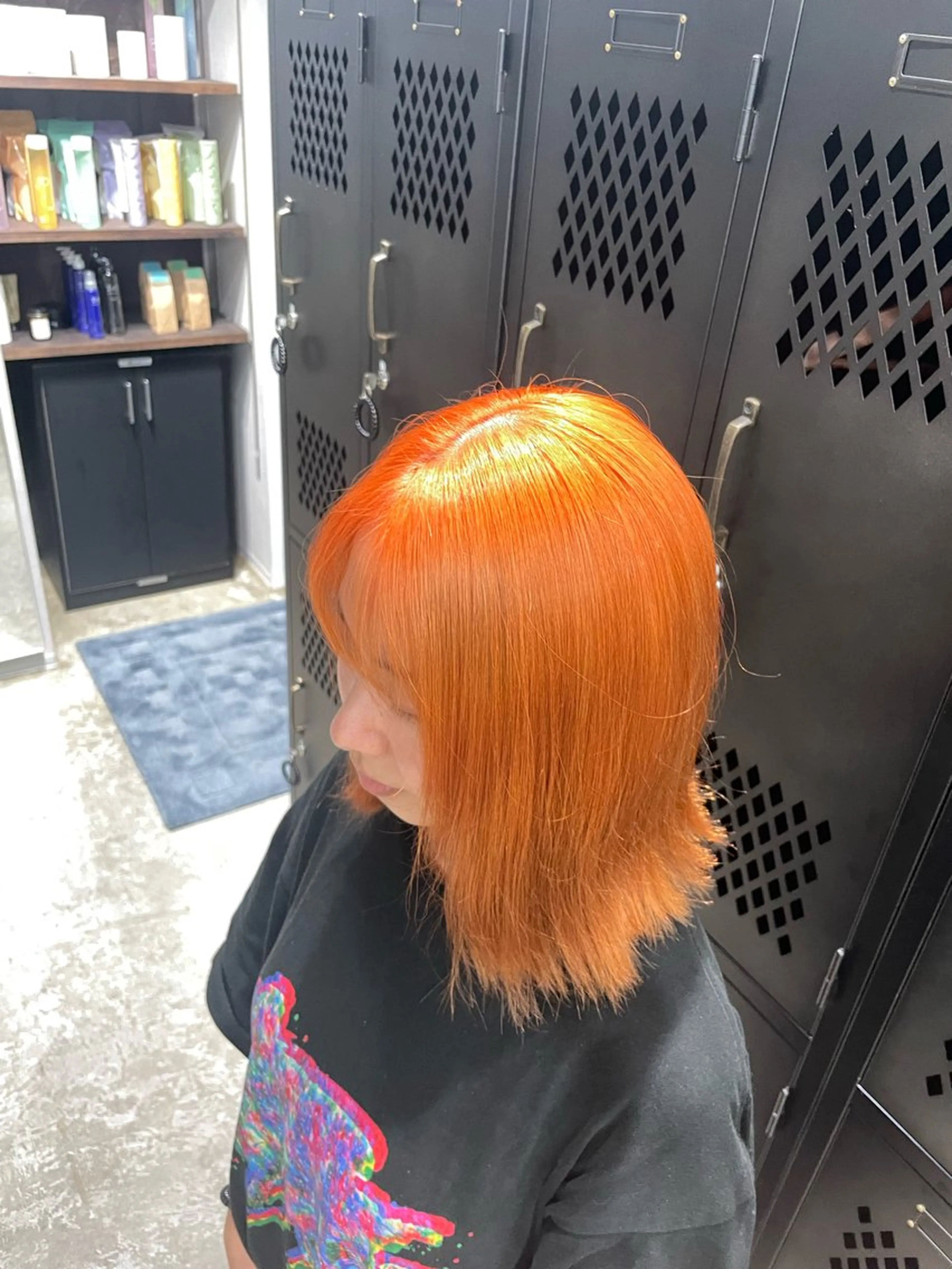 セミロング カラー ブリーチ オレンジ ヘアカラー ブレンバイドット所属・ニュアンスカラー/ 🫧レミ(坊主)のヘアスタイル