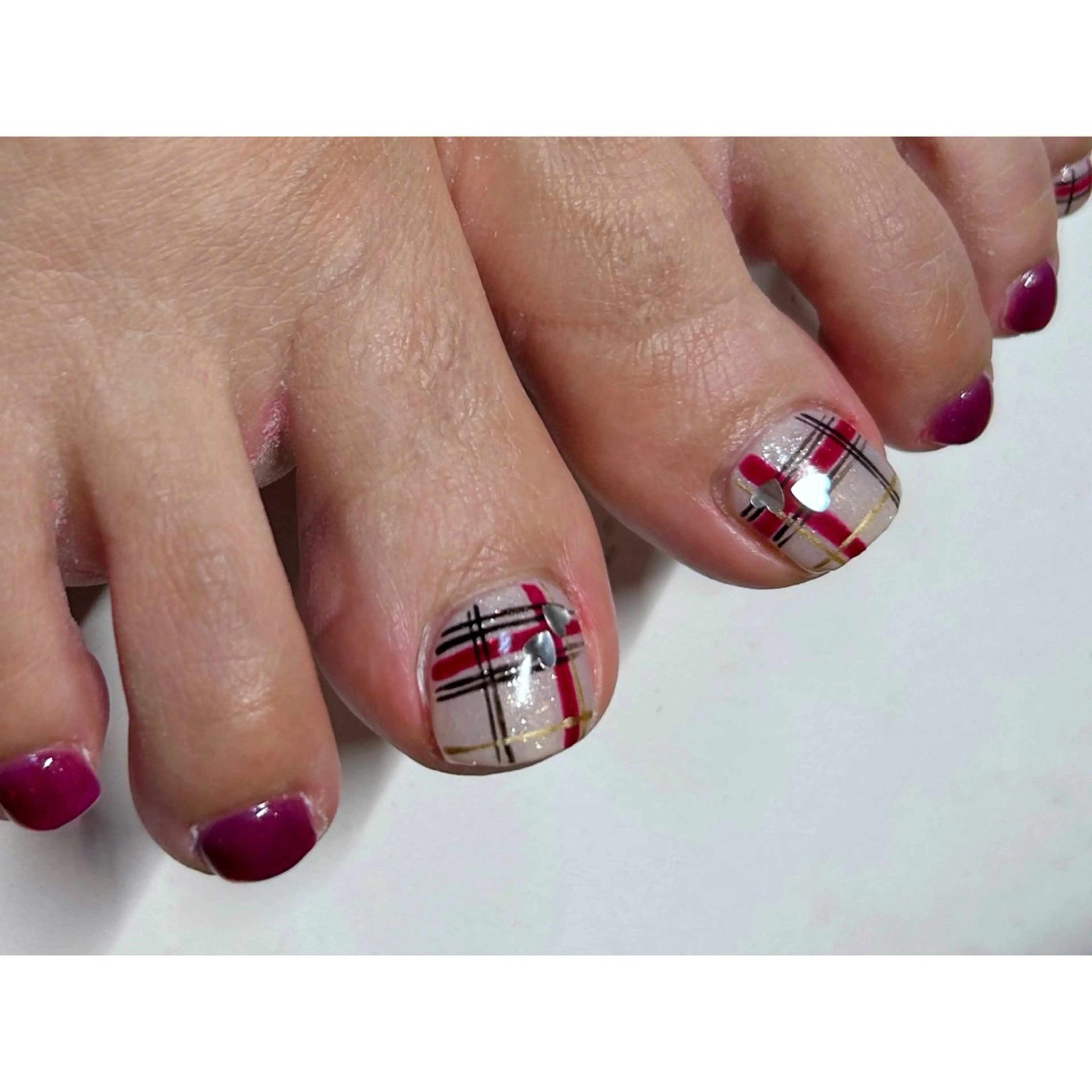 ネイル フットネイル 横浜駅東口 🐬🫧 ｵｰﾀのネイルデザイン