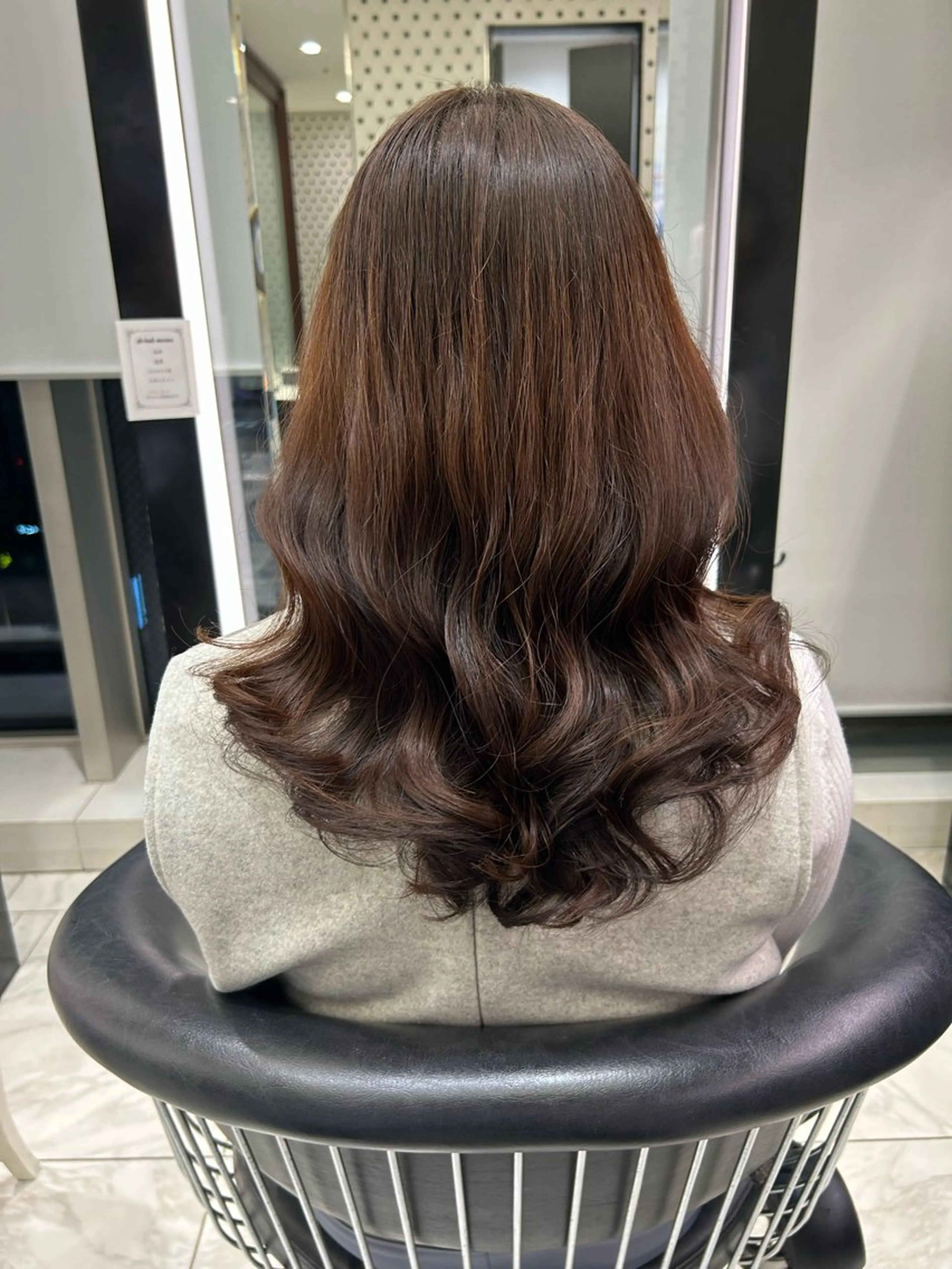 セミロング パーマ カット パーマ コテ巻き風パーマ✨ 韓国ヘア🤎近下菜央のヘアスタイル