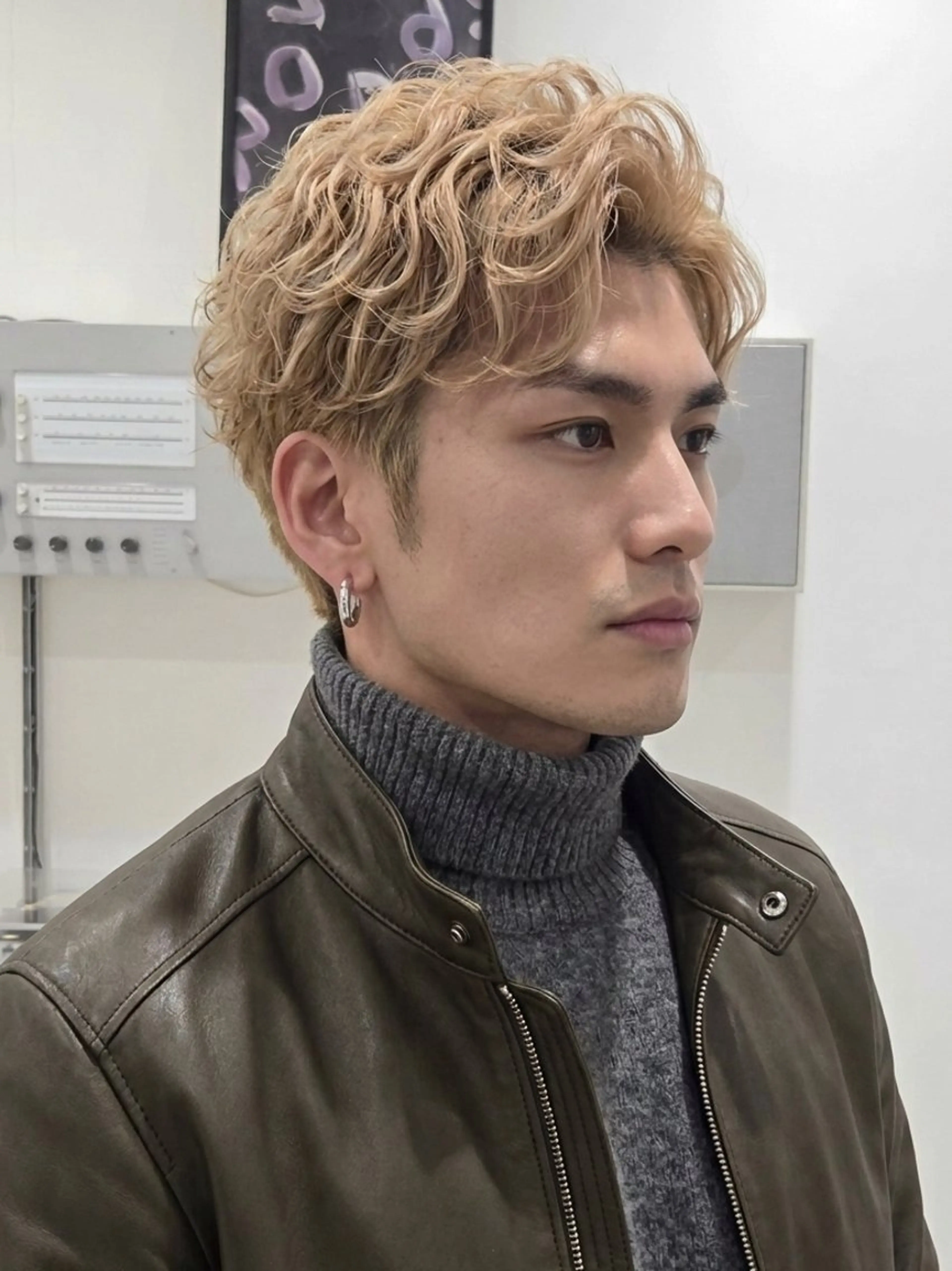 ショート パーマ カラー メンズ メンズブリーチ メンズハイトーン メンズパーマ ブリーチ ハイトーンカラー カット パーマ YOKUTO/パーマ ︎/当日予約⭕️のヘアスタイル