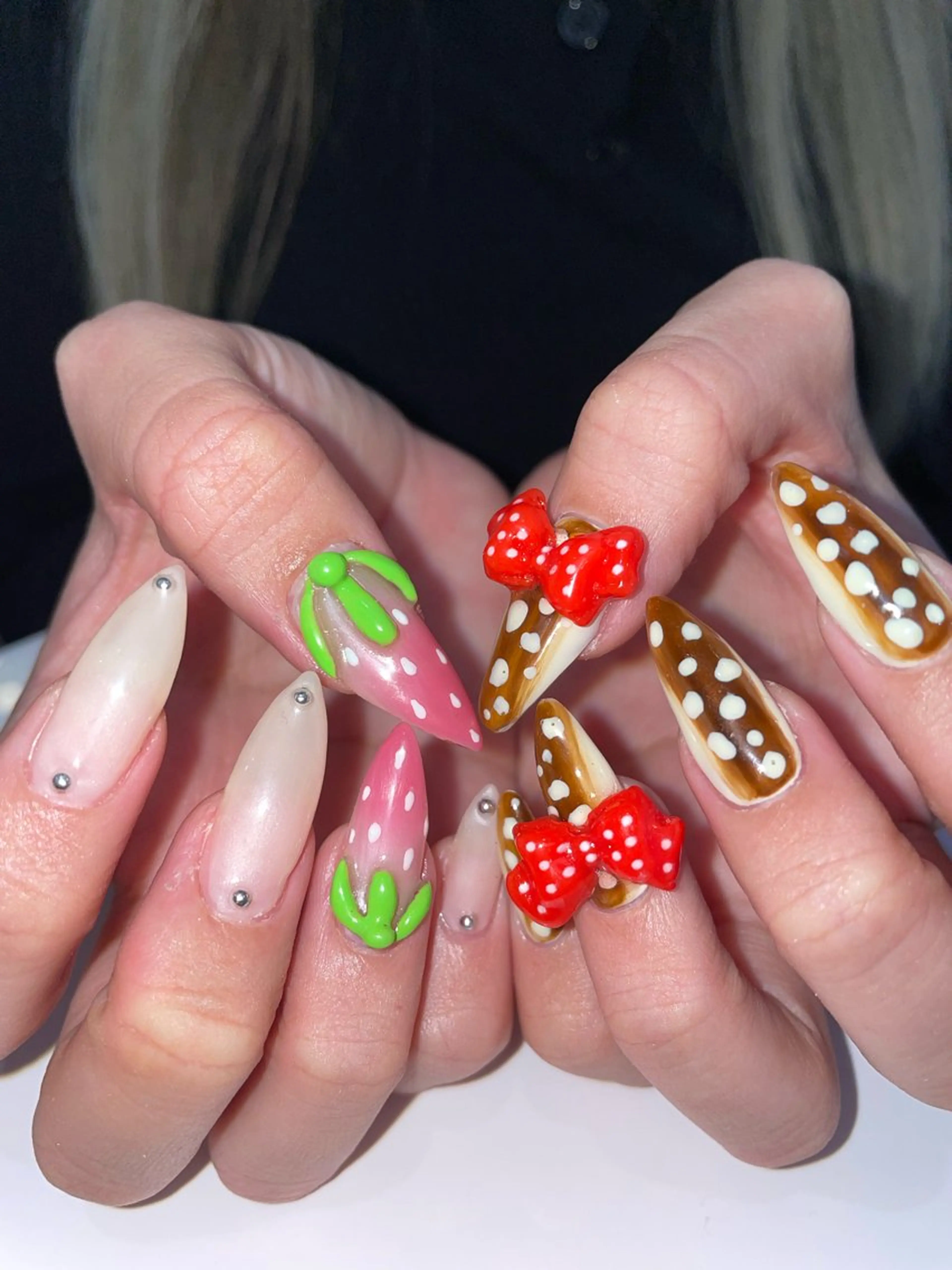 ネイル ジェルネイル パラジェル ハンドネイル hair&nail ☯️アイリ☯️のネイルデザイン