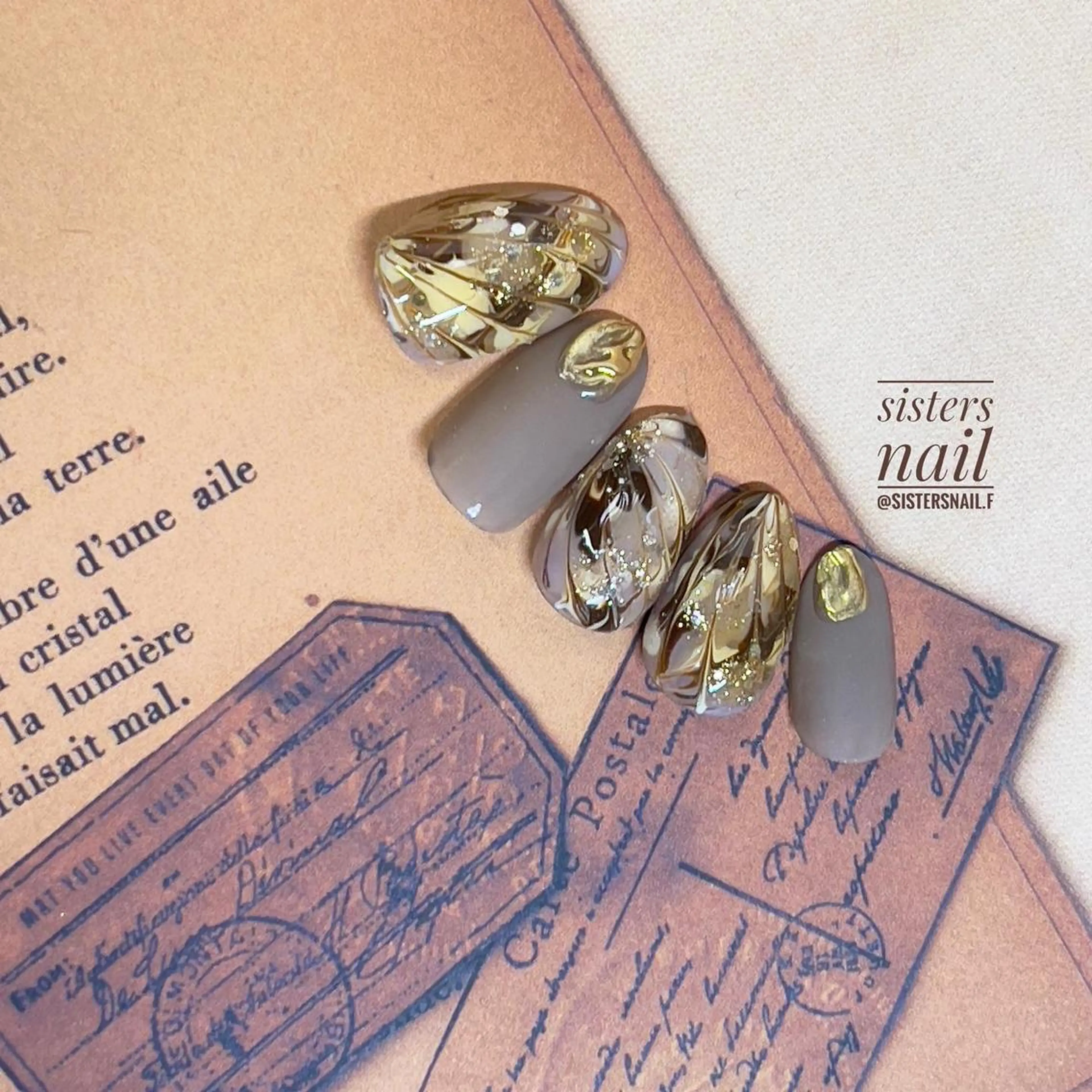 ネイル アートネイル 大理石ネイル(マーブル) ニュアンスネイル ピーコックネイル バレンタイン sisters nail.fのネイルデザイン