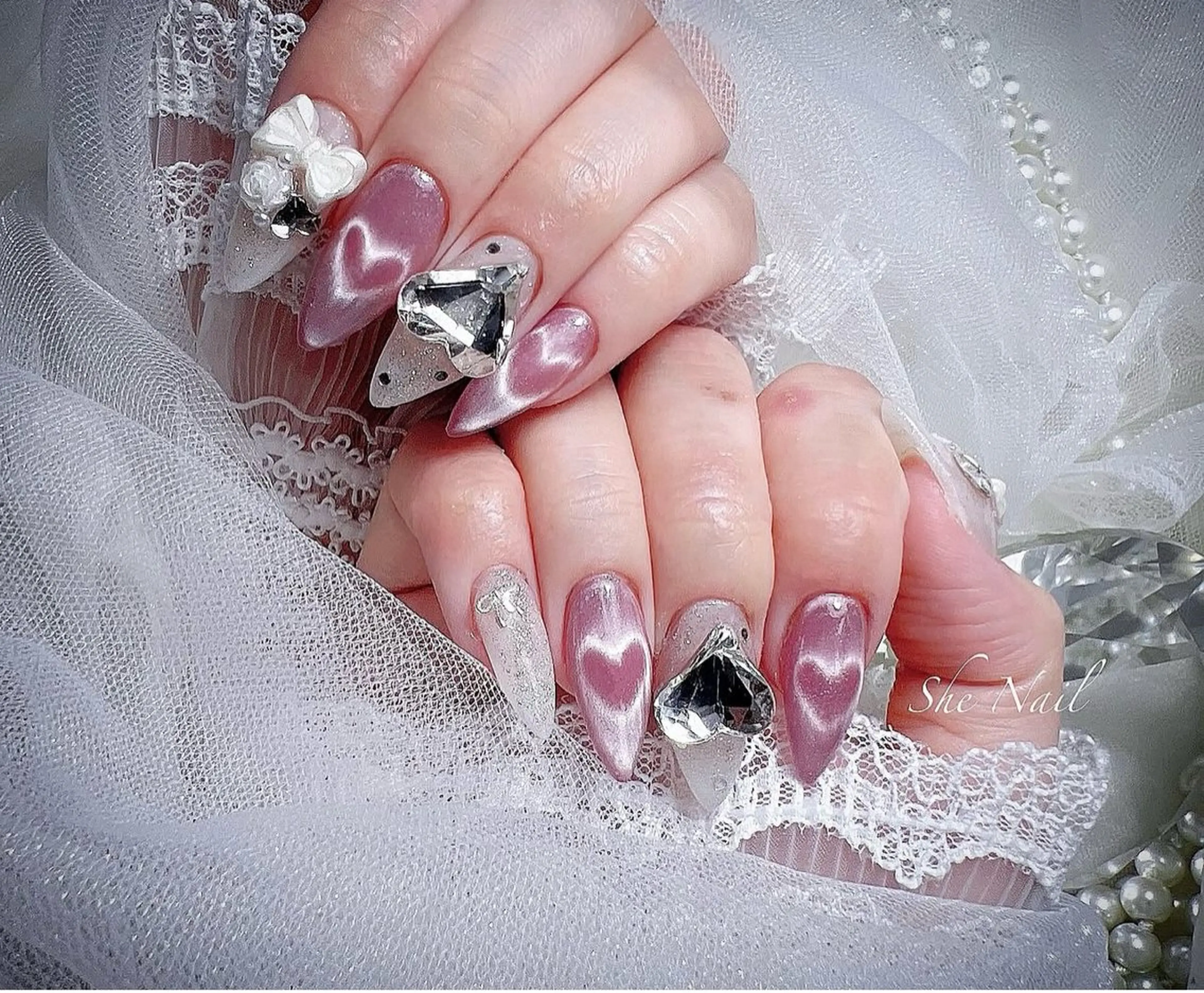 ネイル チークネイル 長さ出し フラッシュネイル ハート マグネットネイル ハンドネイル She   Nail所属・ISA_ BELLAのネイルデザイン