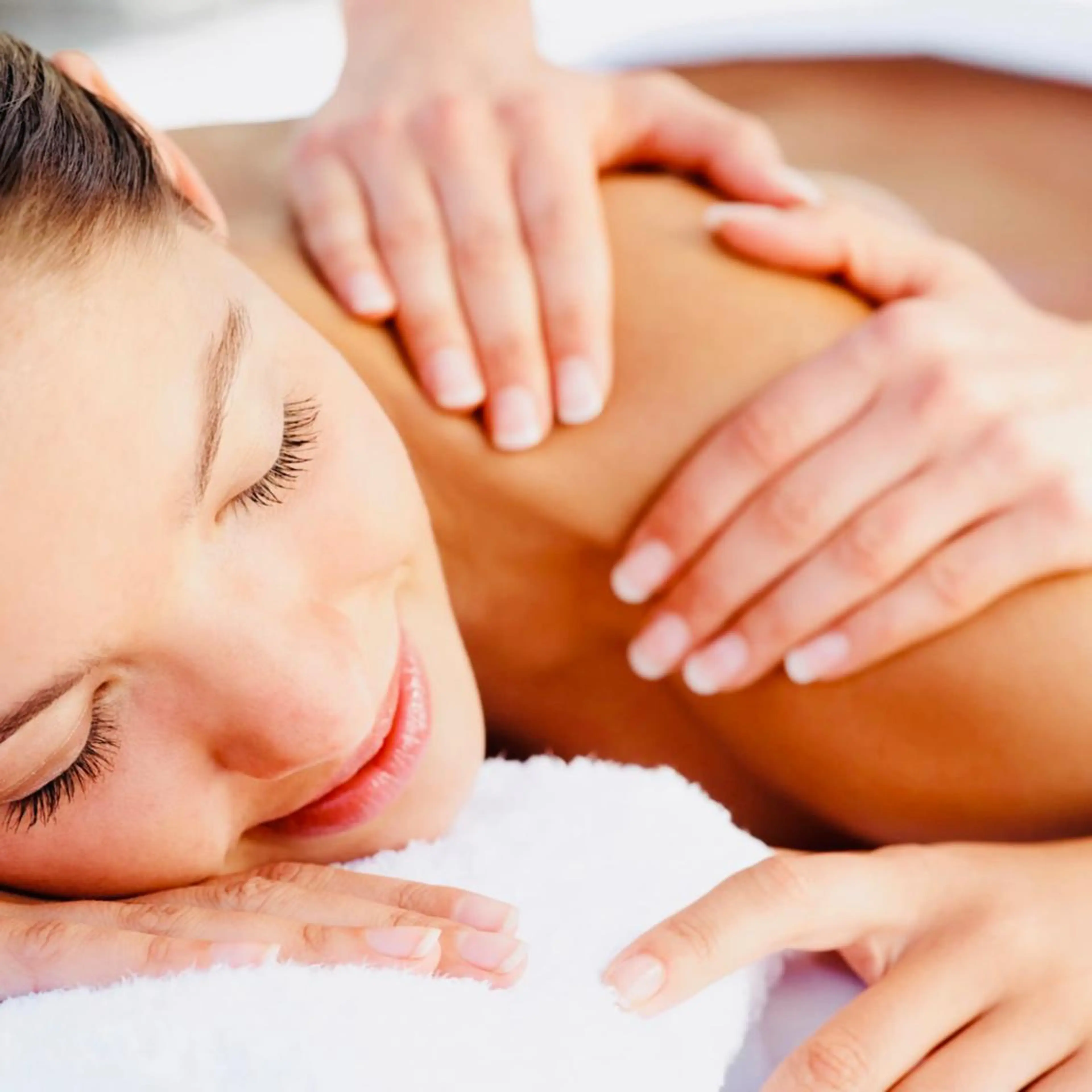 【ボディートリートメント】90分（所要時間120分））全身もみほぐし+背面ボディートリートメント+デコルテ+首肩+ヘッドの写真