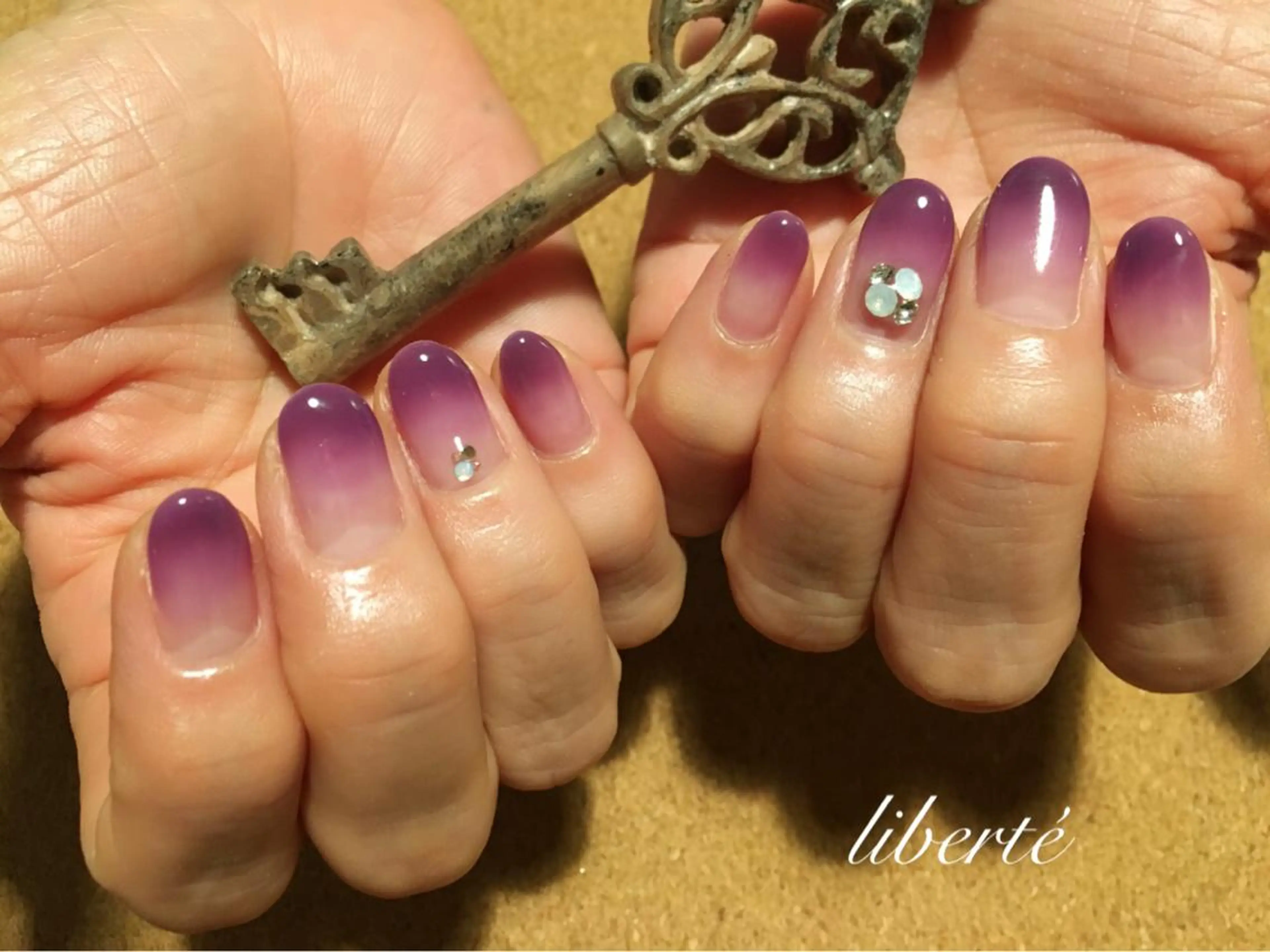 ネイル liberté (リベルテ)のネイルデザイン