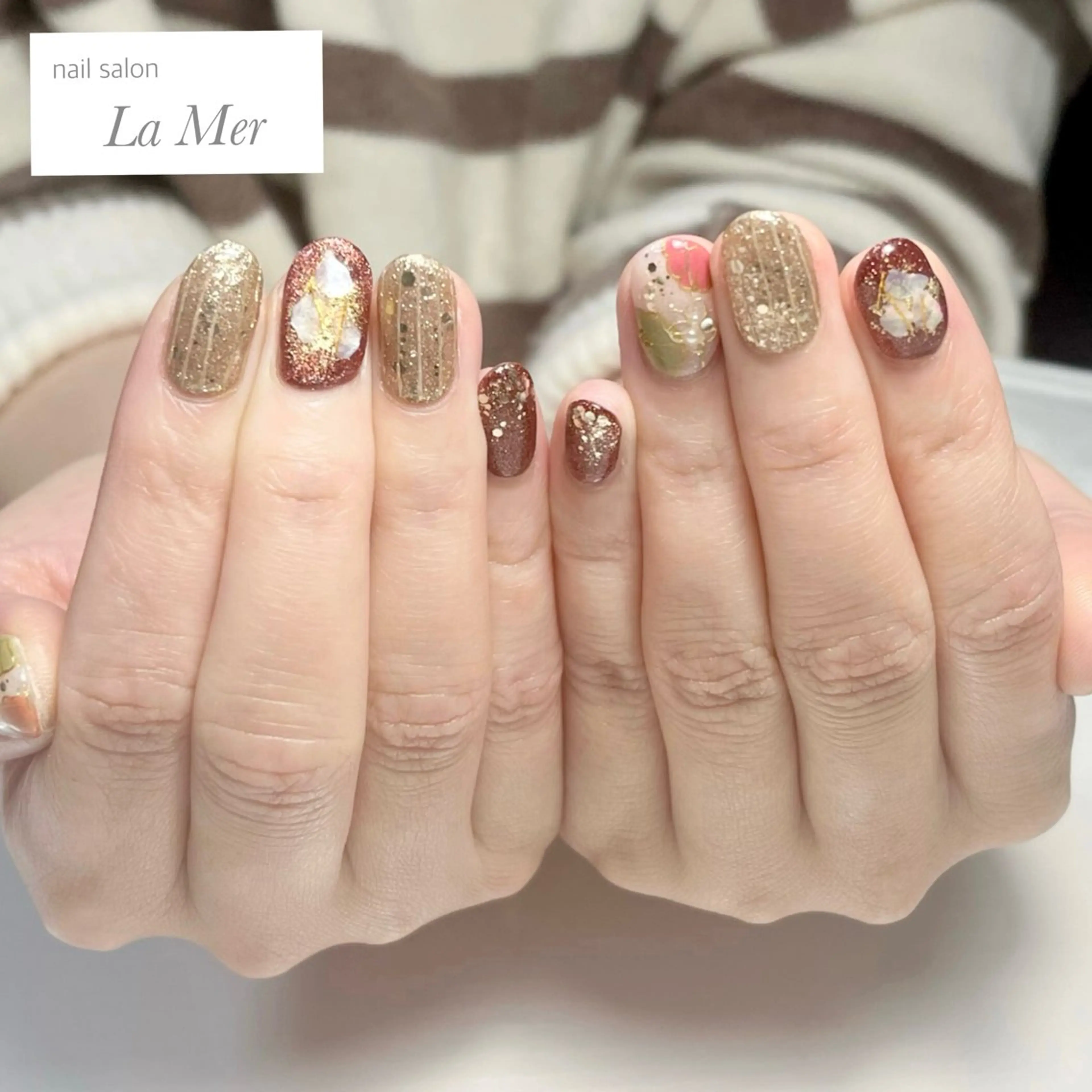 ネイル ボルドー フラワーネイル ゴールド マグネットネイル ミラーネイル nailsalon La Merのネイルデザイン