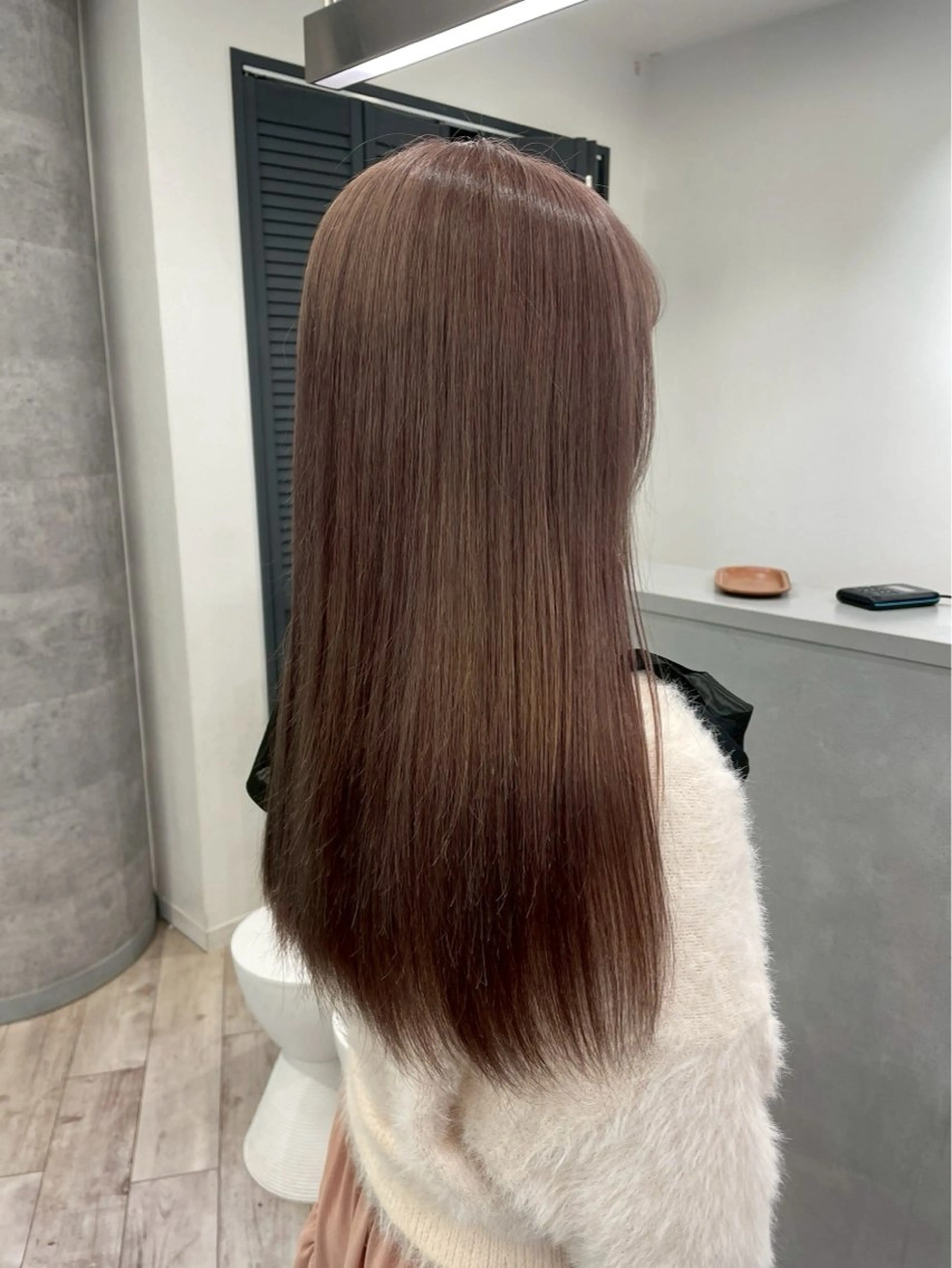 ロング カラー ヘアカラー トリートメント Loob TOKYO MiZUKiのヘアスタイル