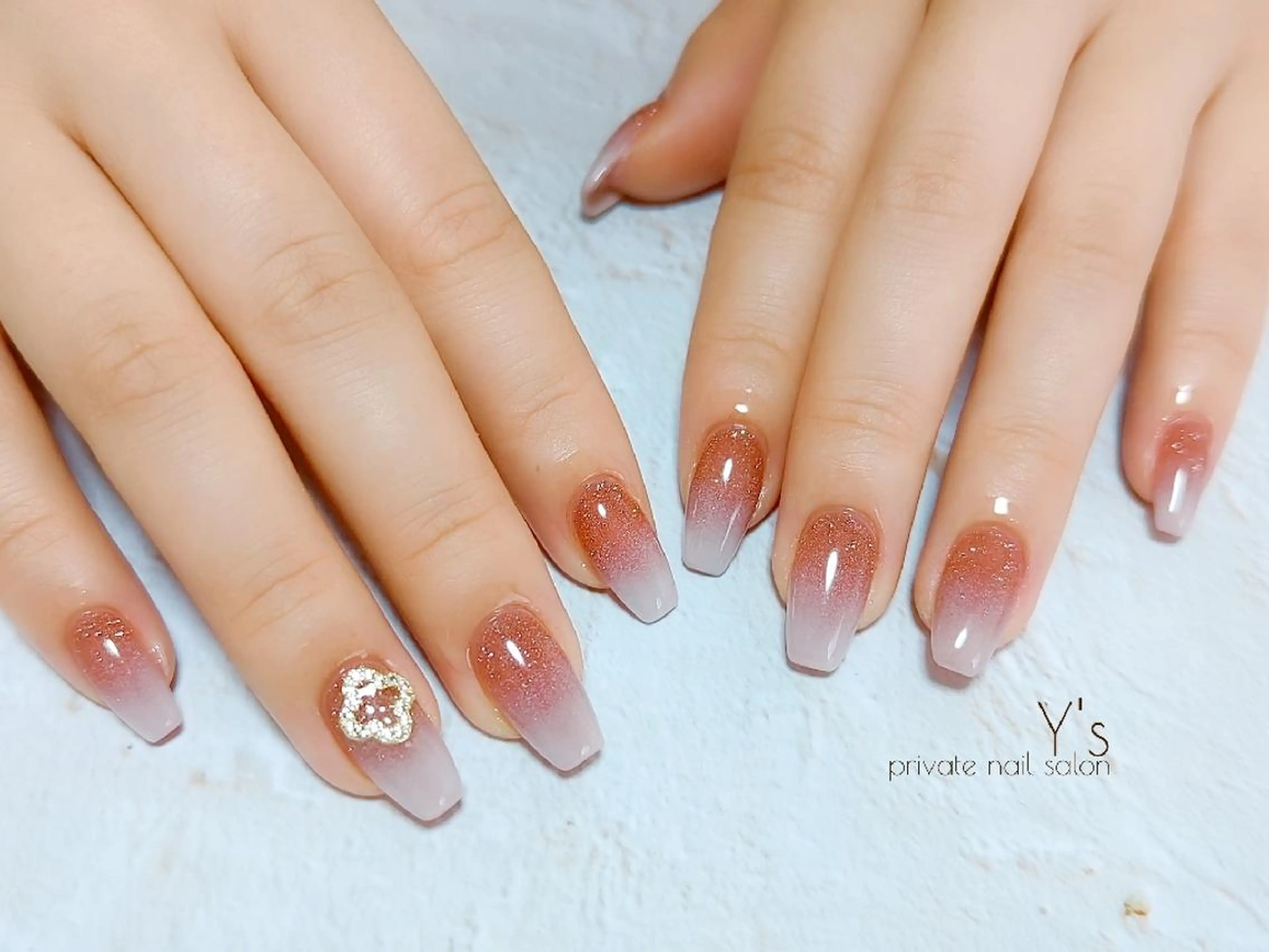 ネイル ハンドネイル YUMI NAGAI  のネイルデザイン