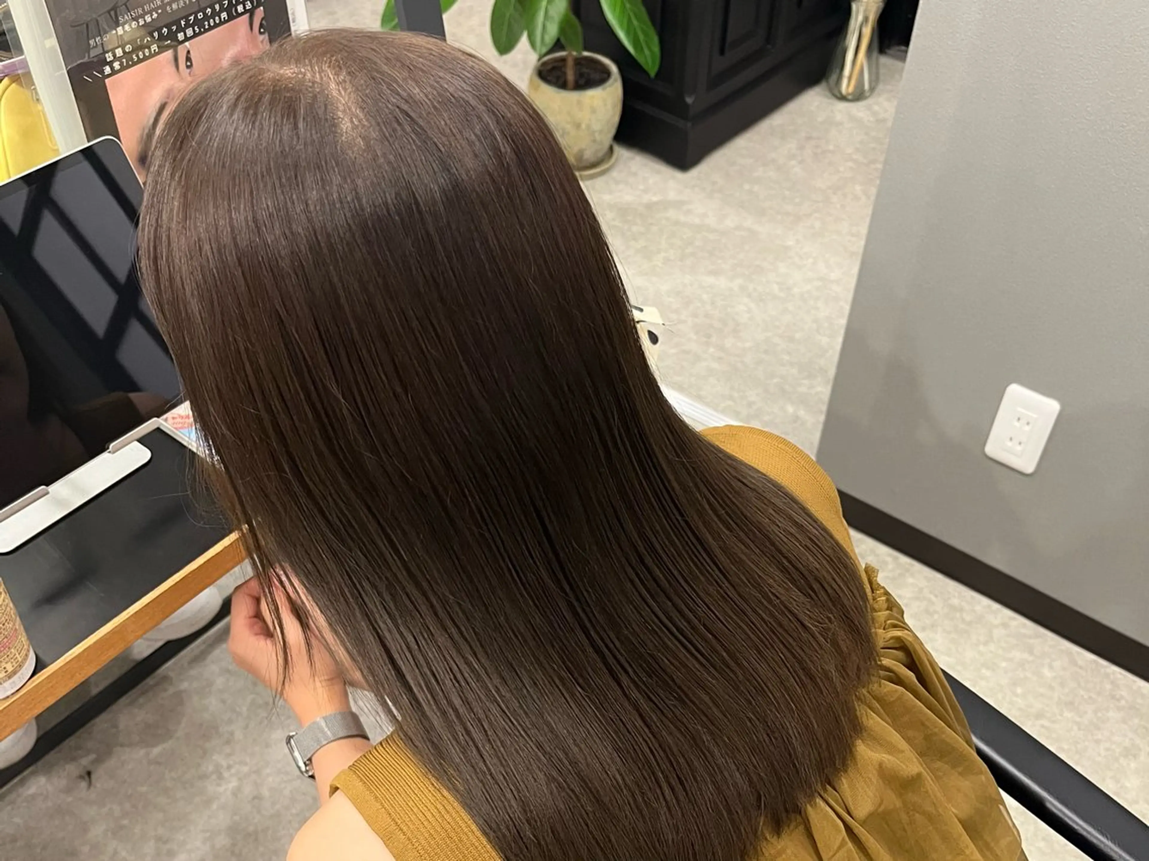 セミロング カラー パーマ ヘアカラー トリートメント セジールヘアメゾン所属・韓国レイヤー/透明感 カラー🐈曾根高のヘアスタイル