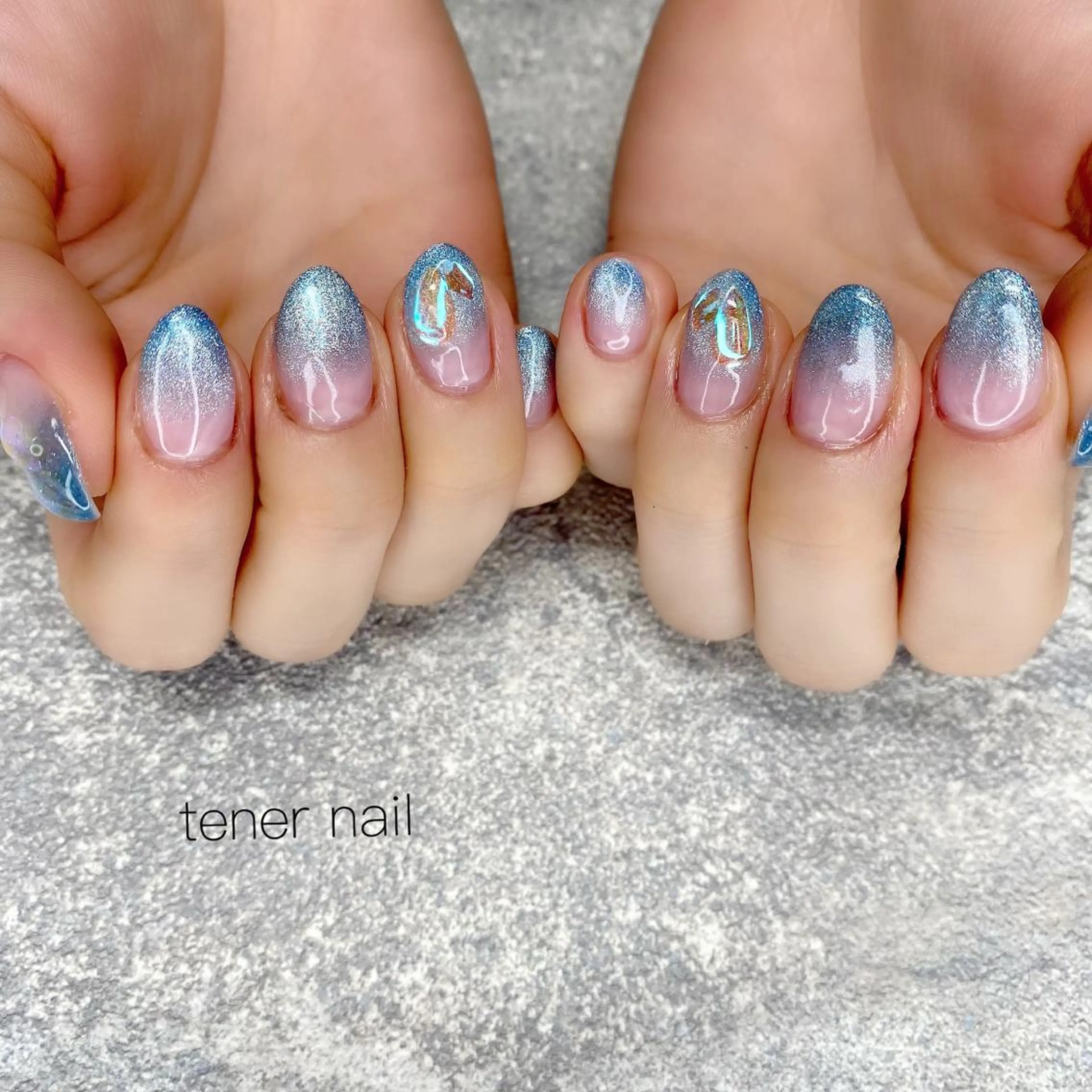 ネイル グラデーション マグネットネイル tener  nail  テネルネイル所属・テネルネイル tener nailのネイルデザイン
