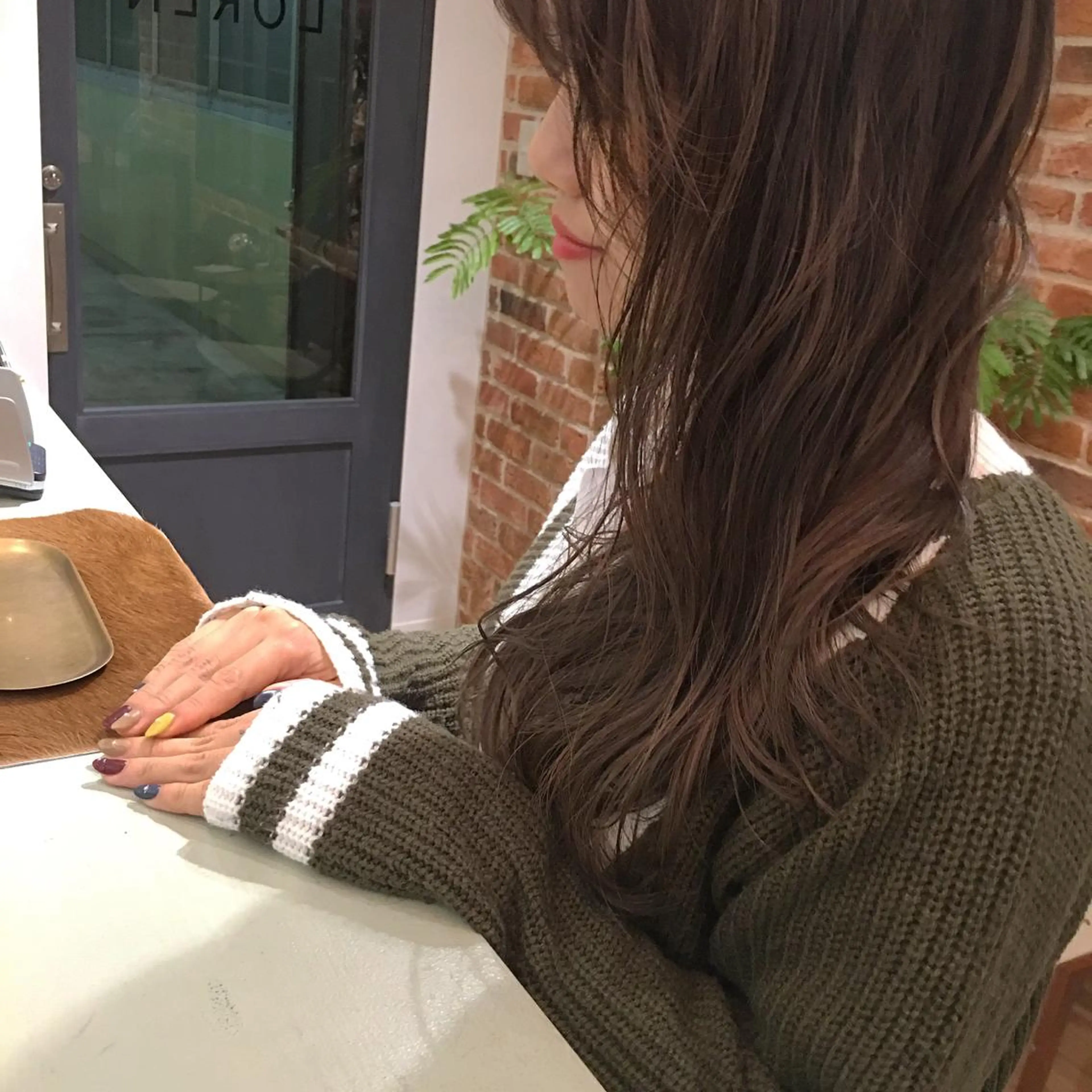 ロング 🤍LOREN エリコ🌈のヘアスタイル