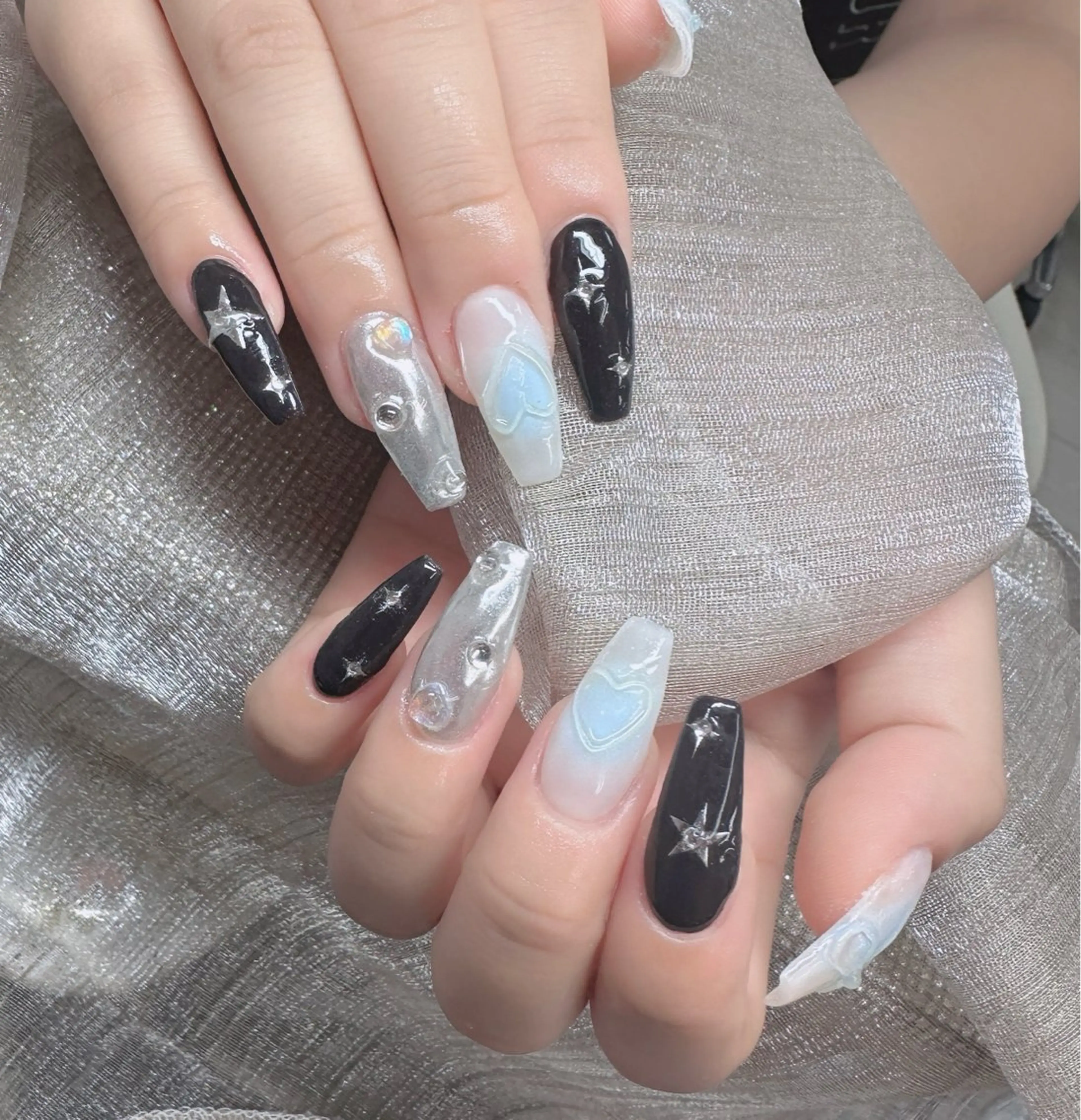 ネイル ロングネイル マグネットネイル リボン 夏ネイル スーパーロングネイル ハンドネイル Hani Nail XUKAのネイルデザイン
