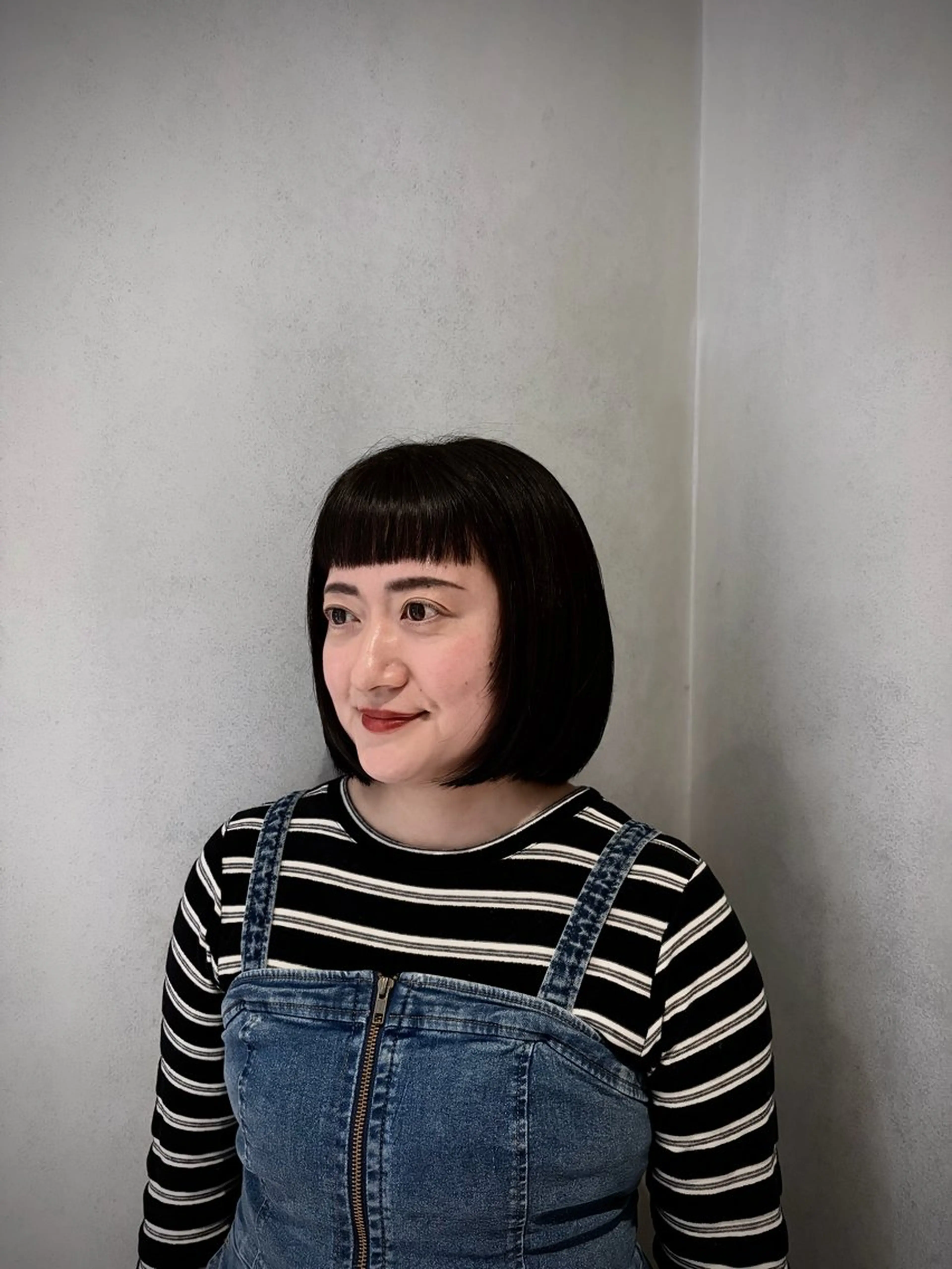 ショート ワンレンボブ ボブ オン眉 ZELE大和八木所属・ZELE大和八木 ERI🦋のヘアスタイル