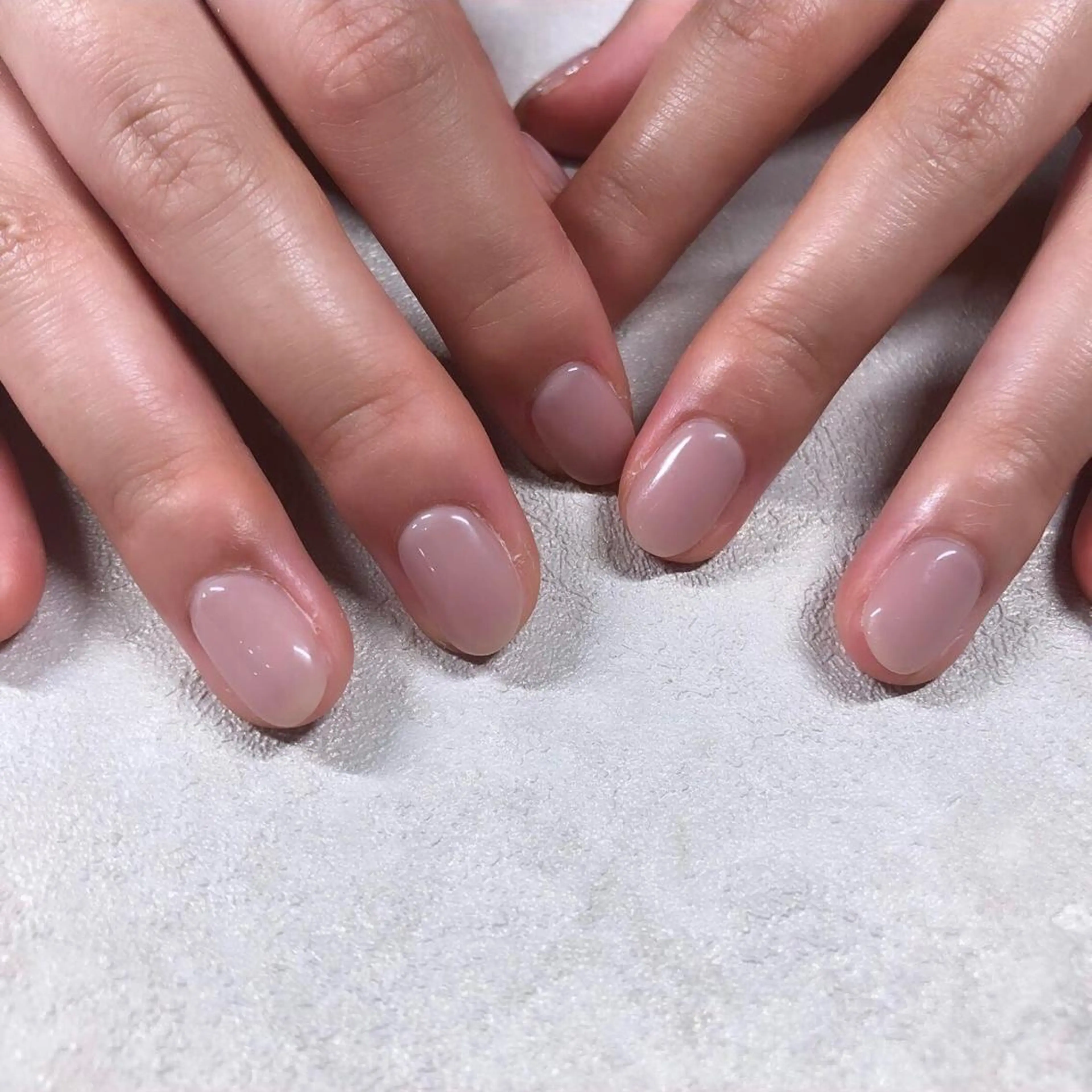 ネイル ハンドネイル フットネイル ハンドケア Nes.Nail所属・Miyagi Asamiのネイルデザイン