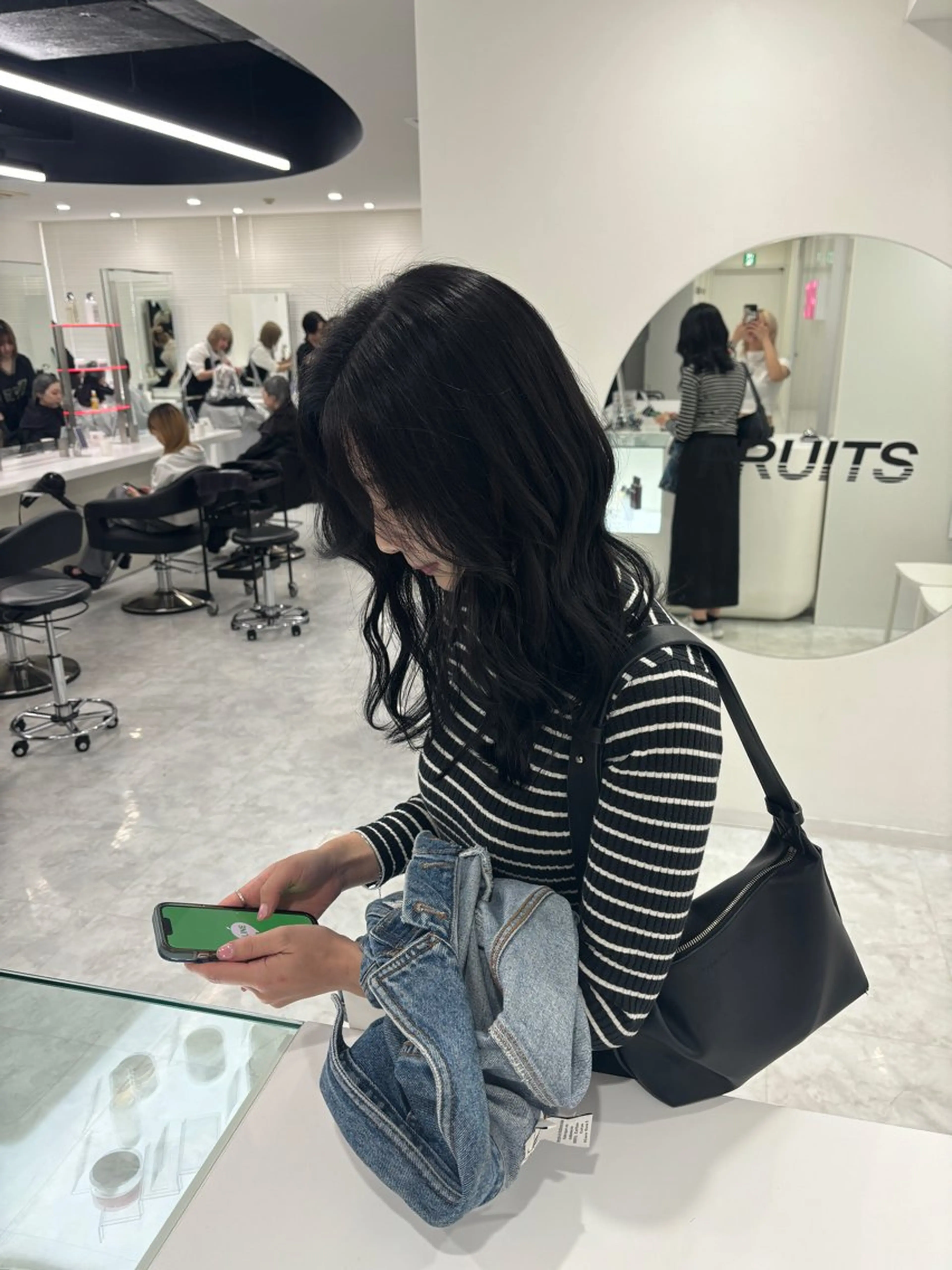 カラー 黒髪 ブルーカラー ブルーブラック カット ヘアカラー トリートメント 🎀ツヤ髪✖︎ 暖色🎀RYUKAのヘアスタイル