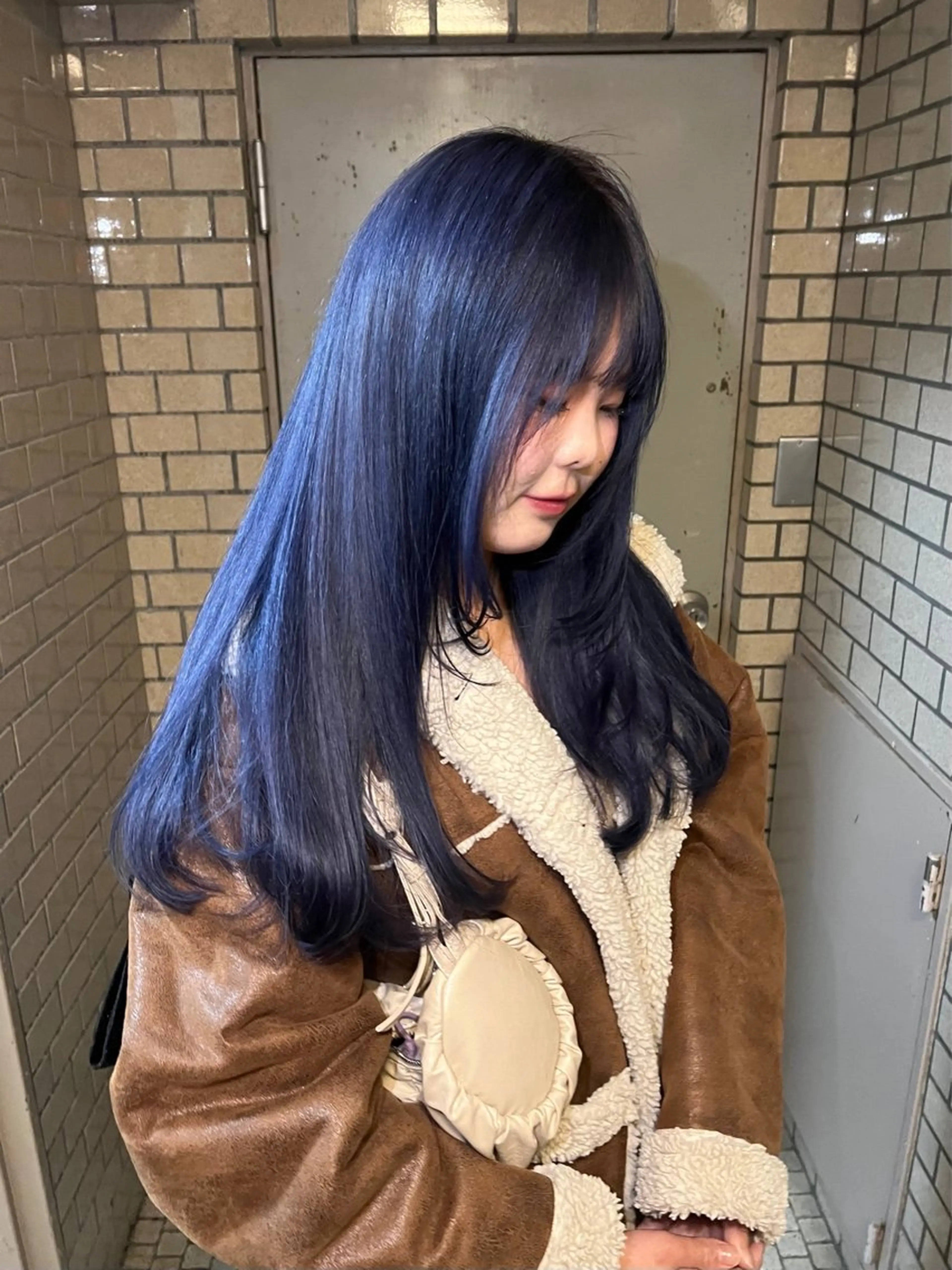 ロング 室屋 鈴音のヘアスタイル