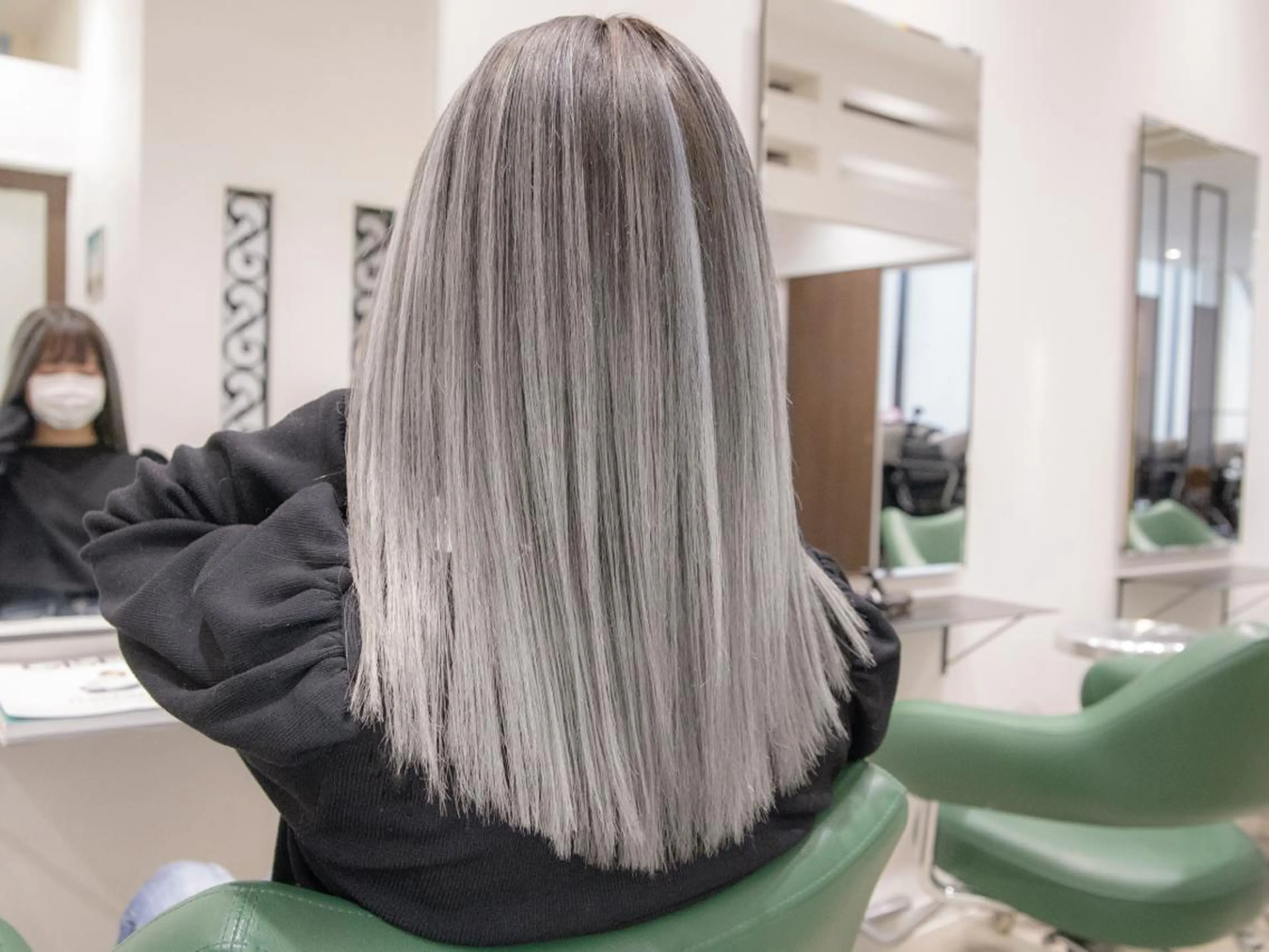 ロング カラー ヘアカラー Re:ta Hair 飯田淳平のヘアスタイル