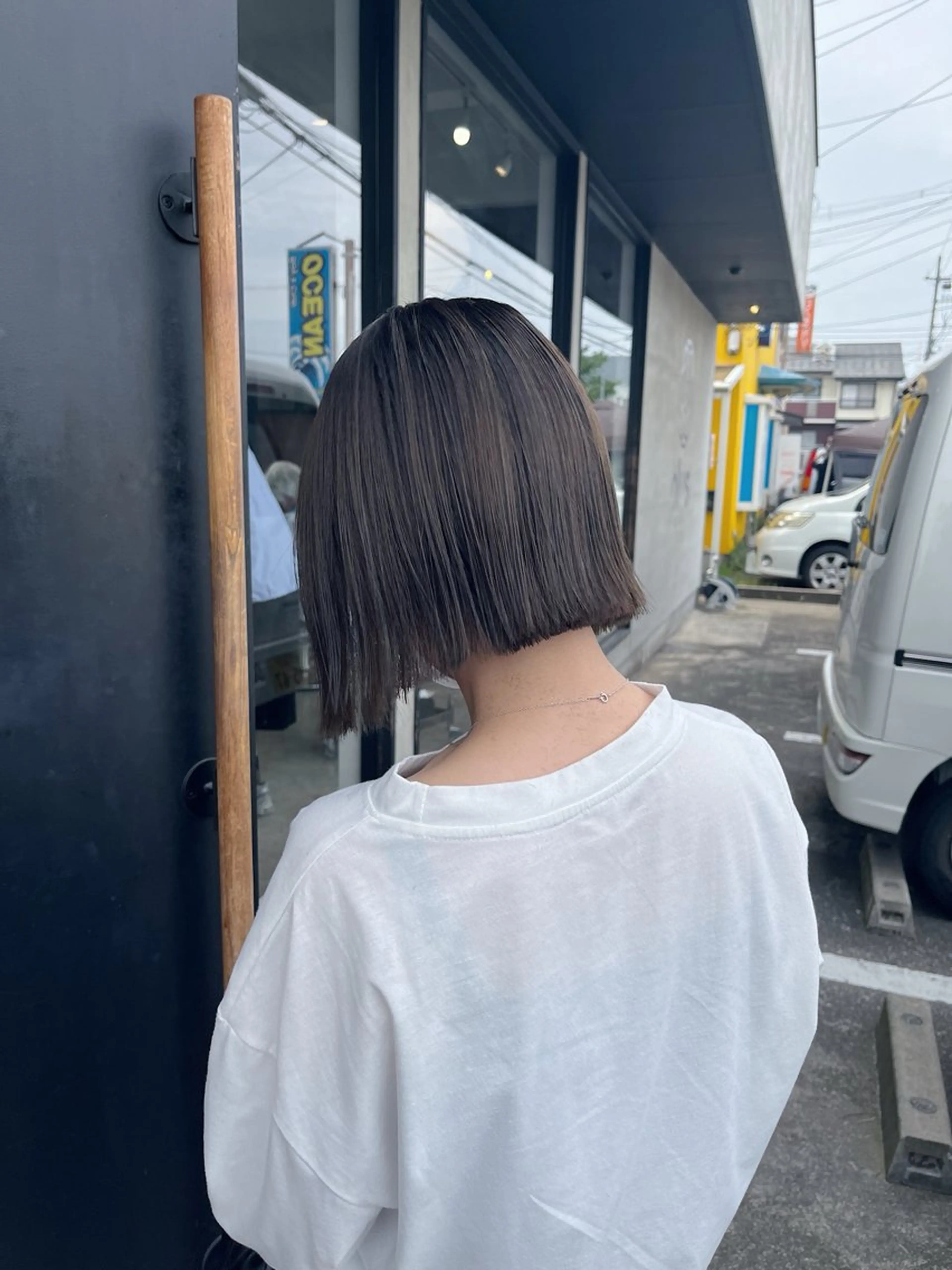 ショート 切りっぱなしボブ ボブ 荒川泰輝/オリーブ カラー/透明感カラーのヘアスタイル